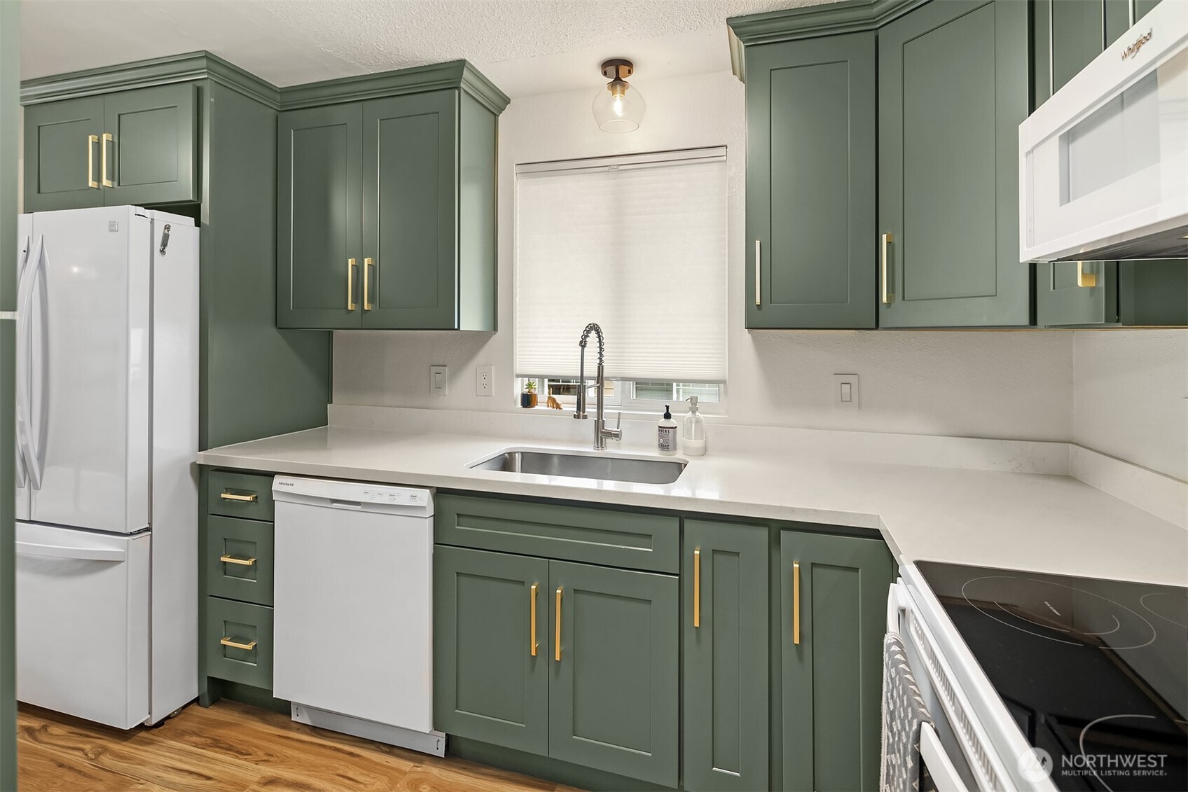 21105 80th Avenue W Unit: 104