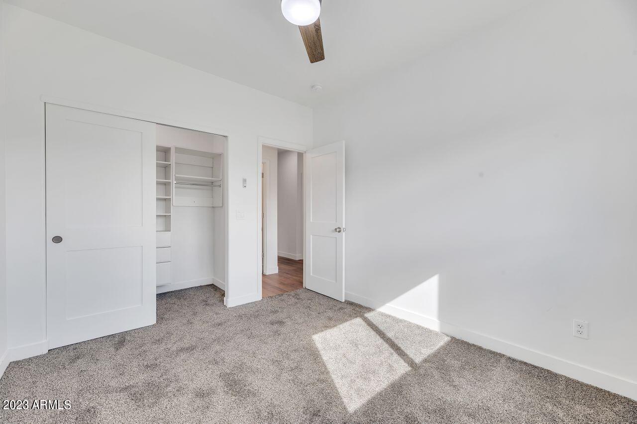 1712 W Hidalgo Avenue