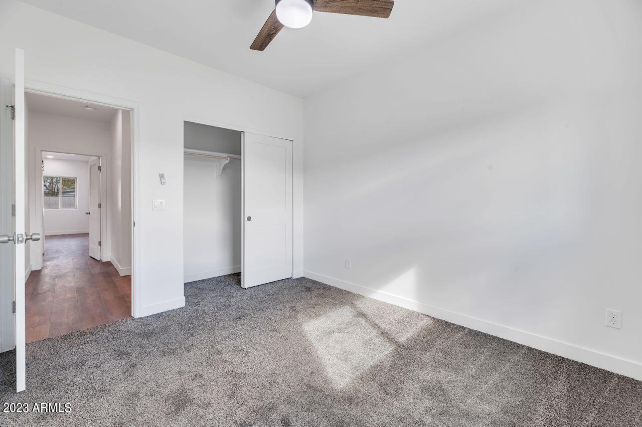 1712 W Hidalgo Avenue