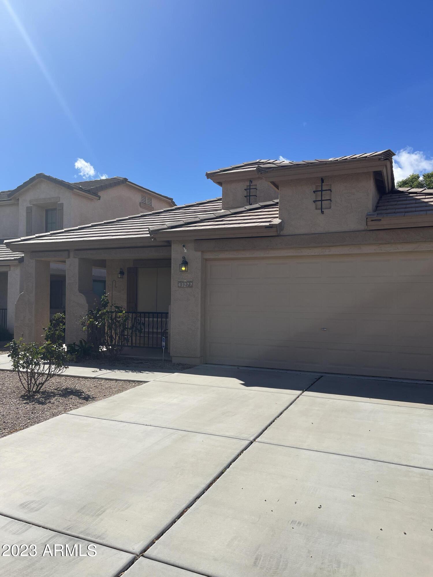 43277 W BLAZEN Trail