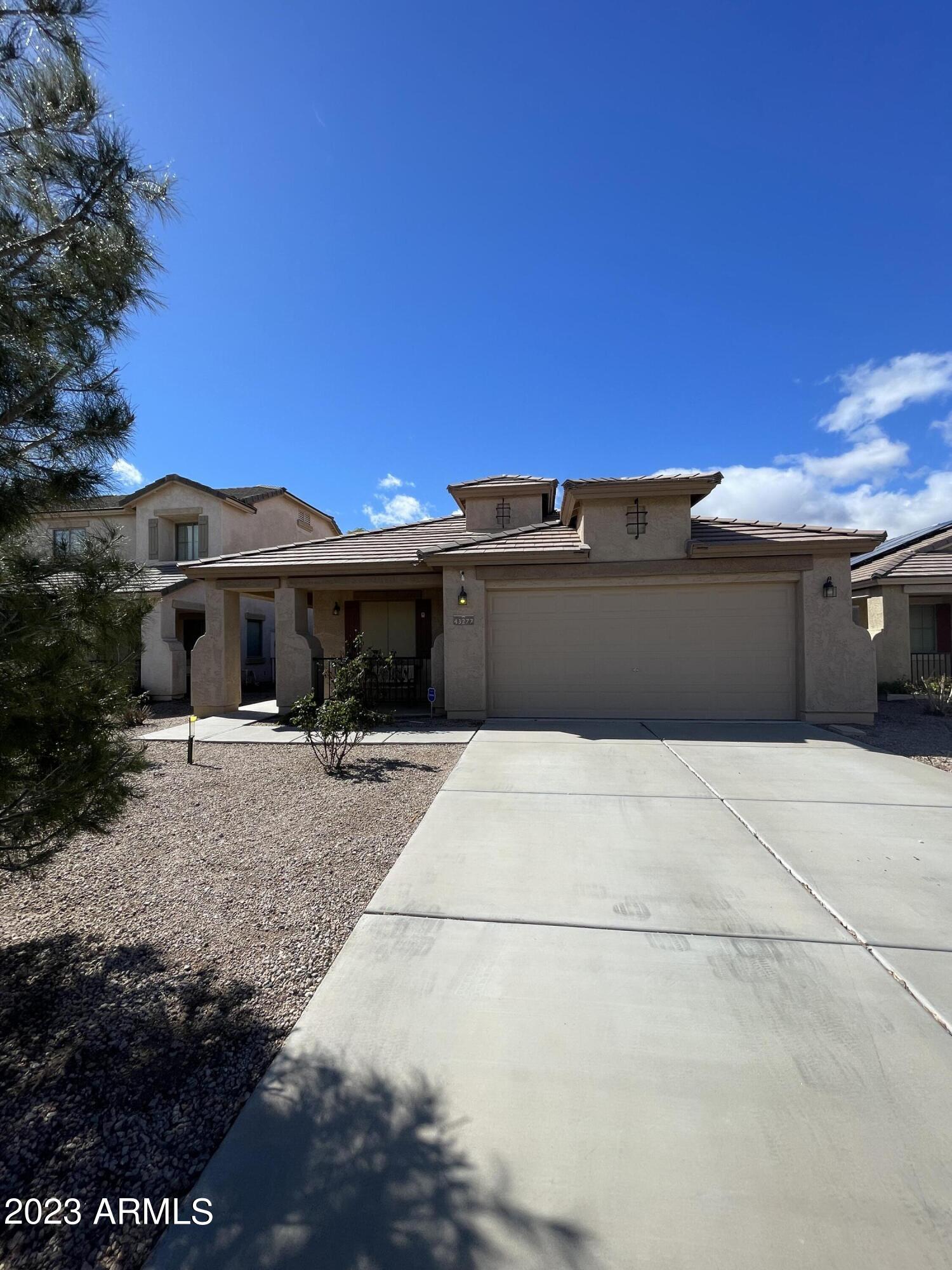 43277 W BLAZEN Trail