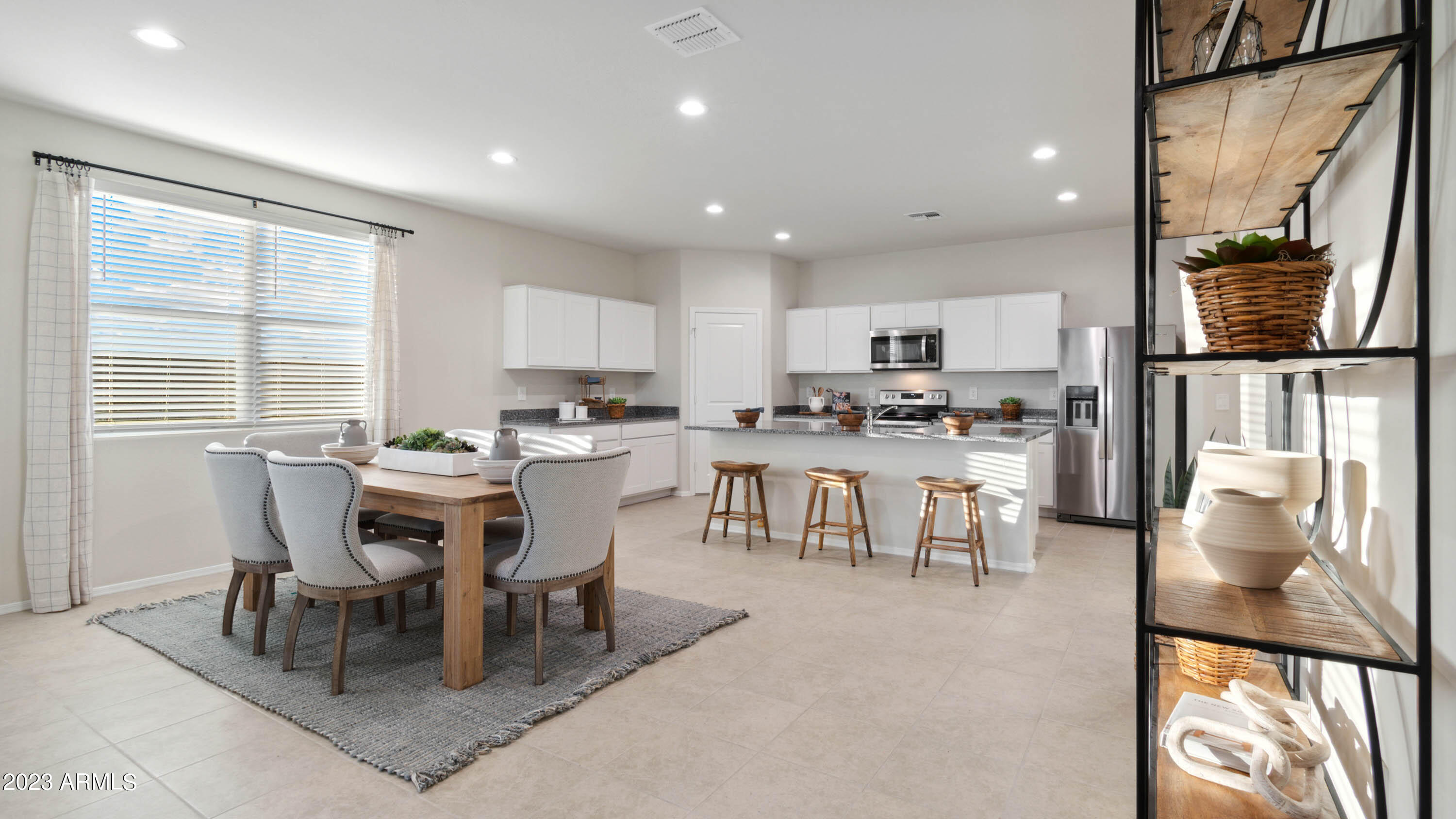 35964 W SAN SISTO Avenue