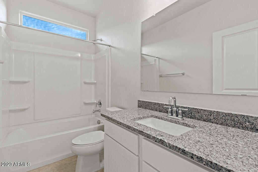 36083 W SAN ALVAREZ Avenue