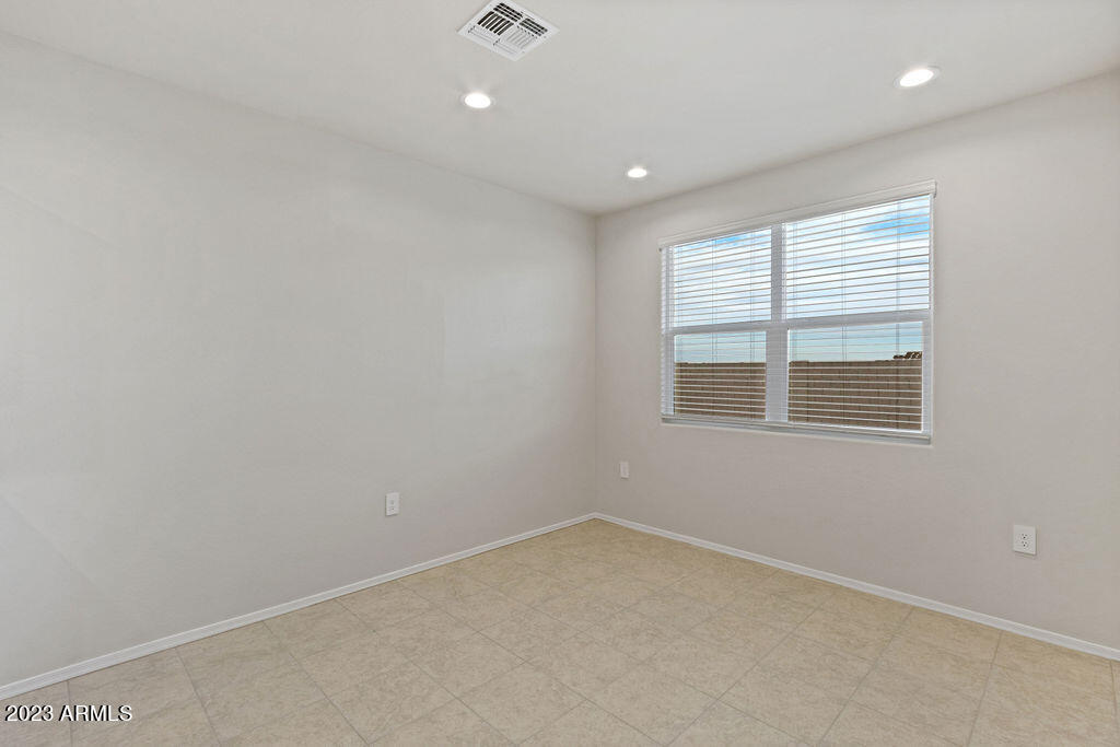 36083 W SAN ALVAREZ Avenue