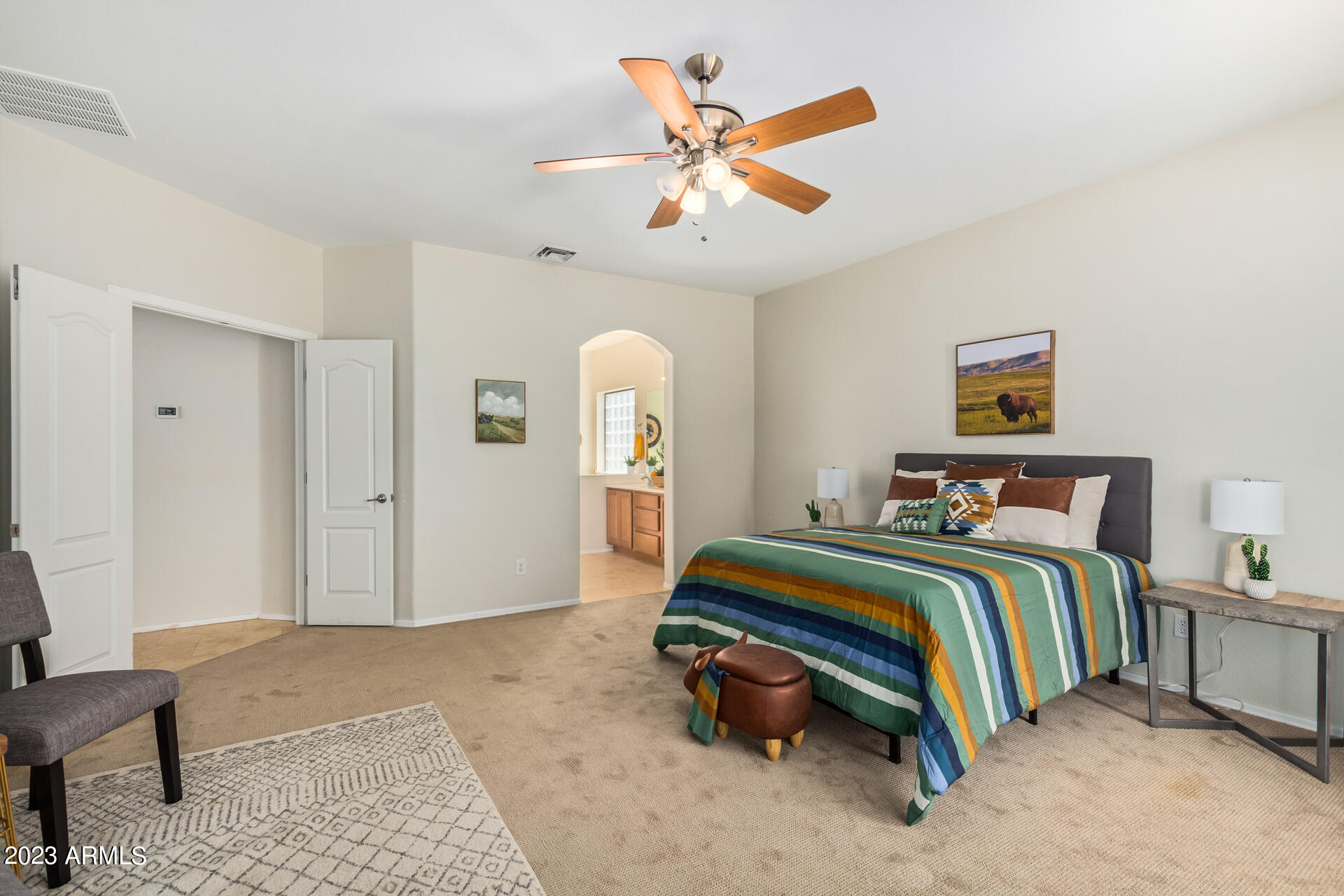 1006 W EUCLID Avenue