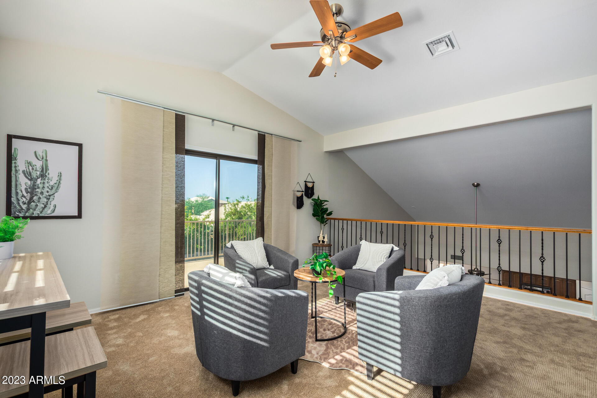 1006 W EUCLID Avenue