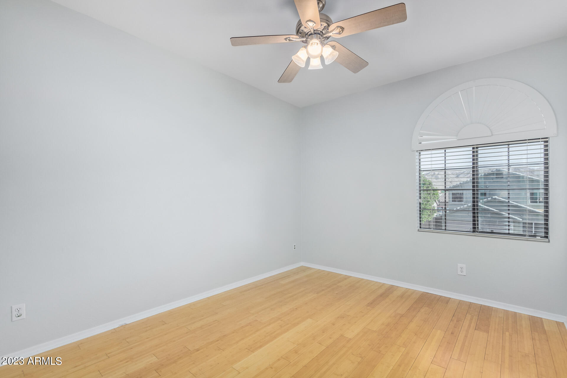 1006 W EUCLID Avenue