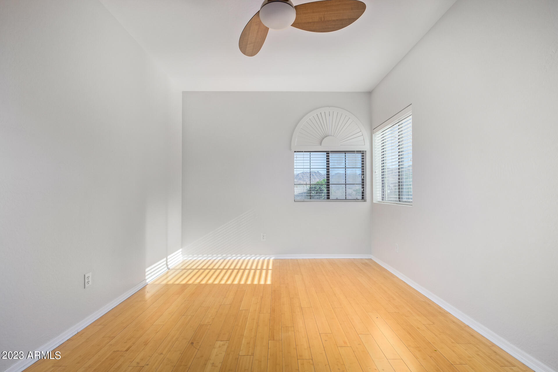 1006 W EUCLID Avenue