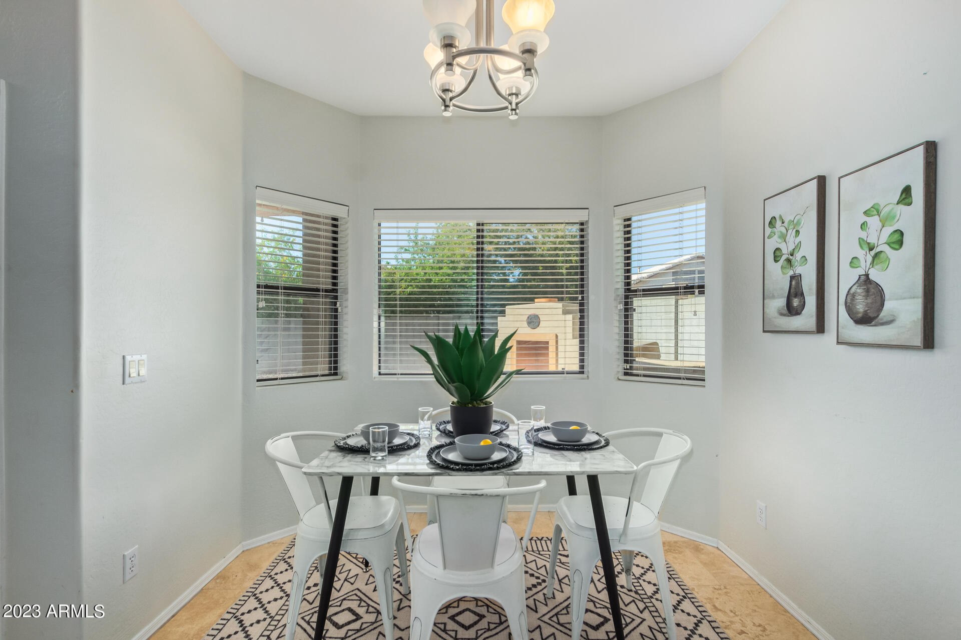 1006 W EUCLID Avenue