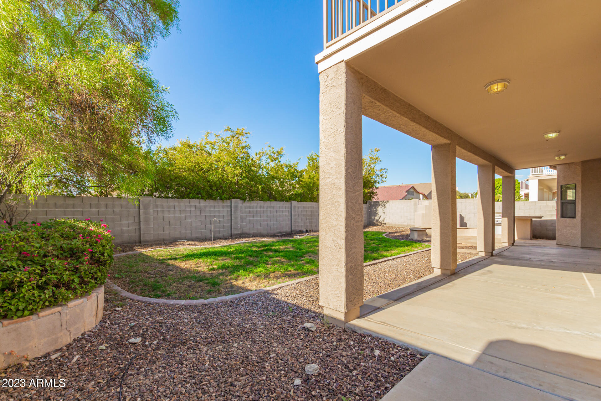 1006 W EUCLID Avenue