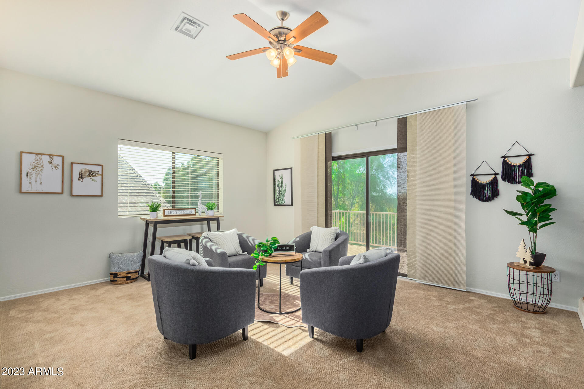 1006 W EUCLID Avenue