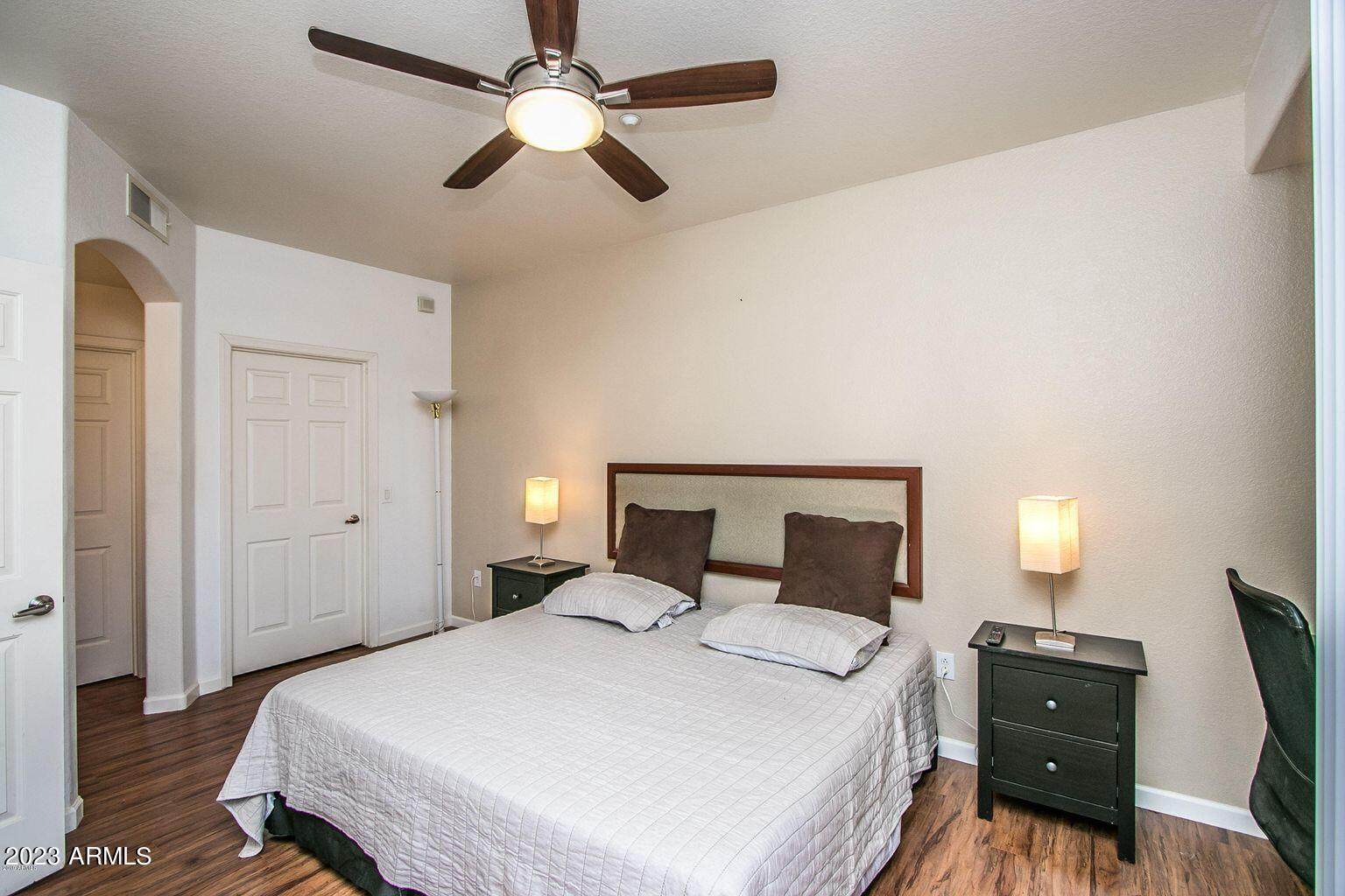 5303 N 7TH Street # 214