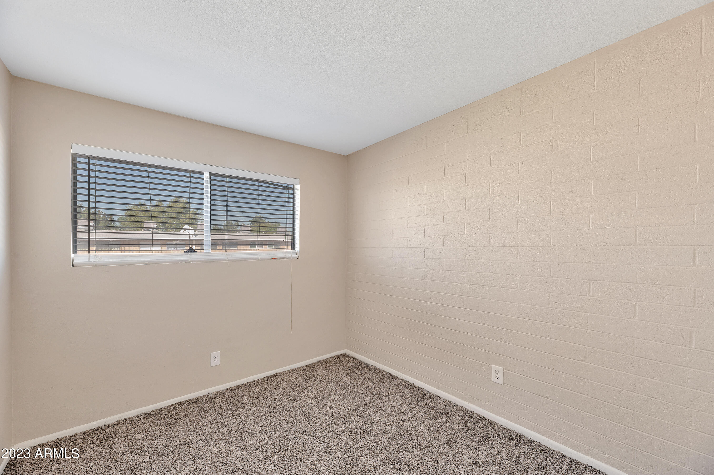 5439 N Black Canyon Highway