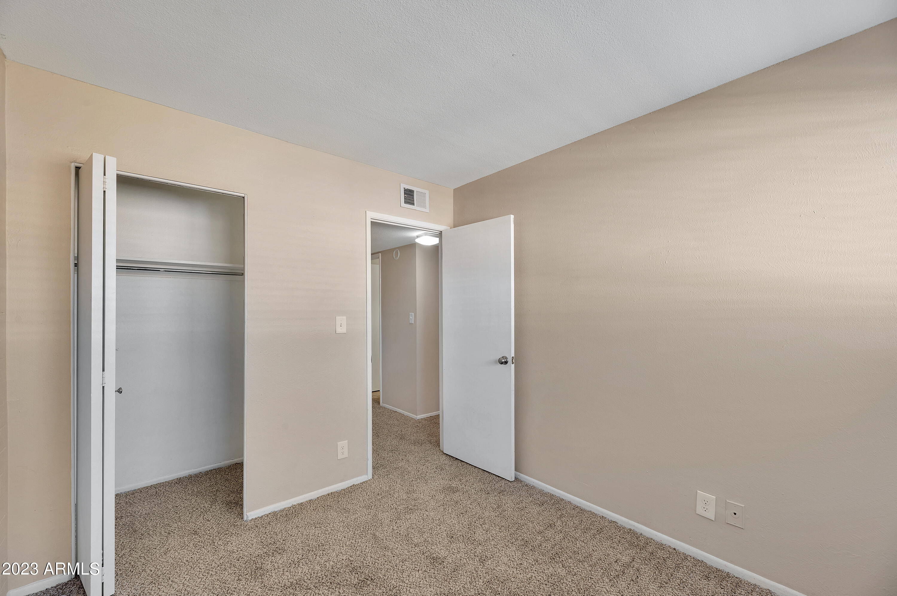 5439 N Black Canyon Highway