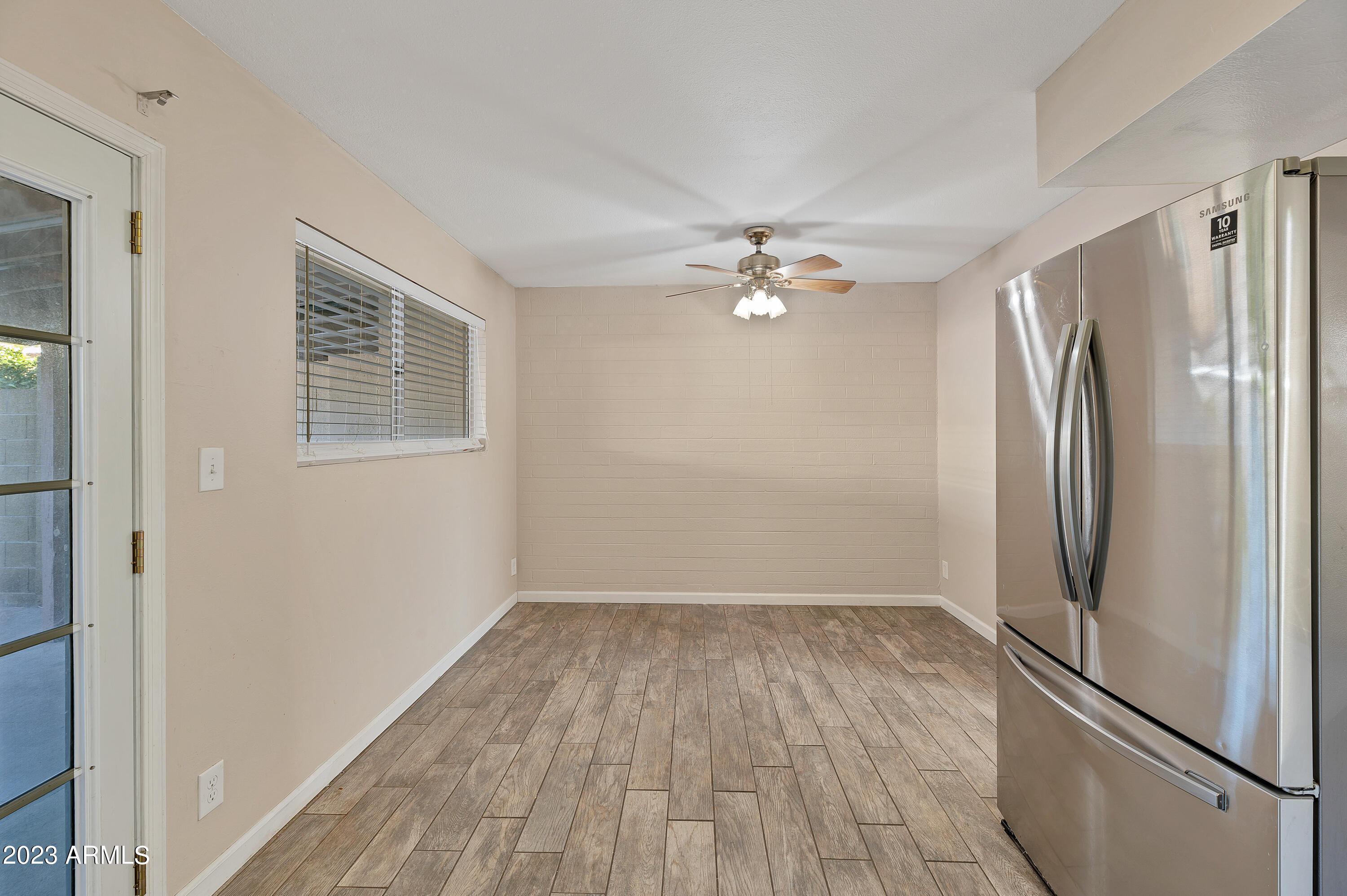 5439 N Black Canyon Highway