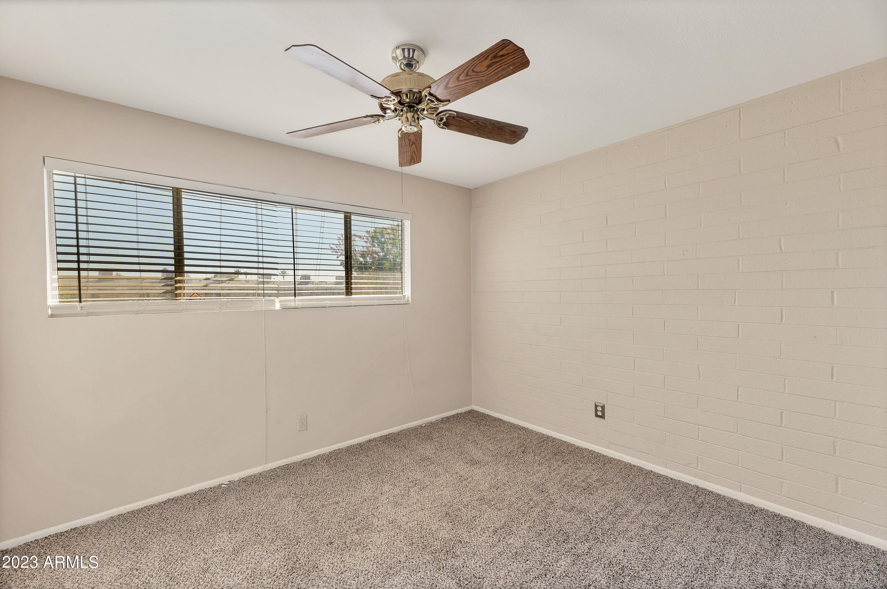 5439 N Black Canyon Highway