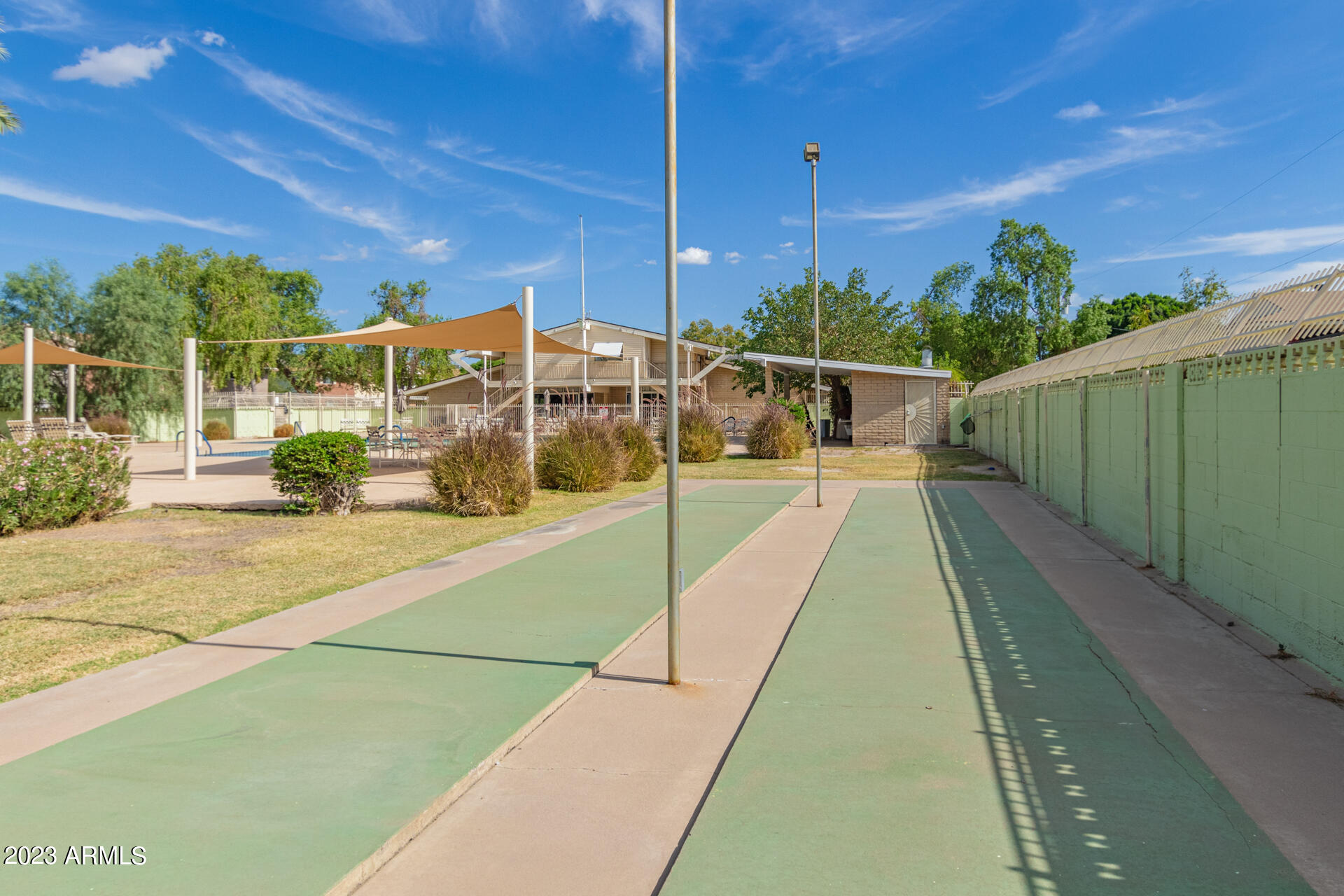 1568 W CAMPBELL Avenue