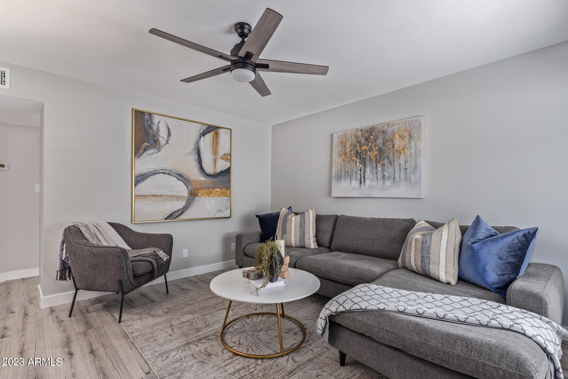 1568 W CAMPBELL Avenue