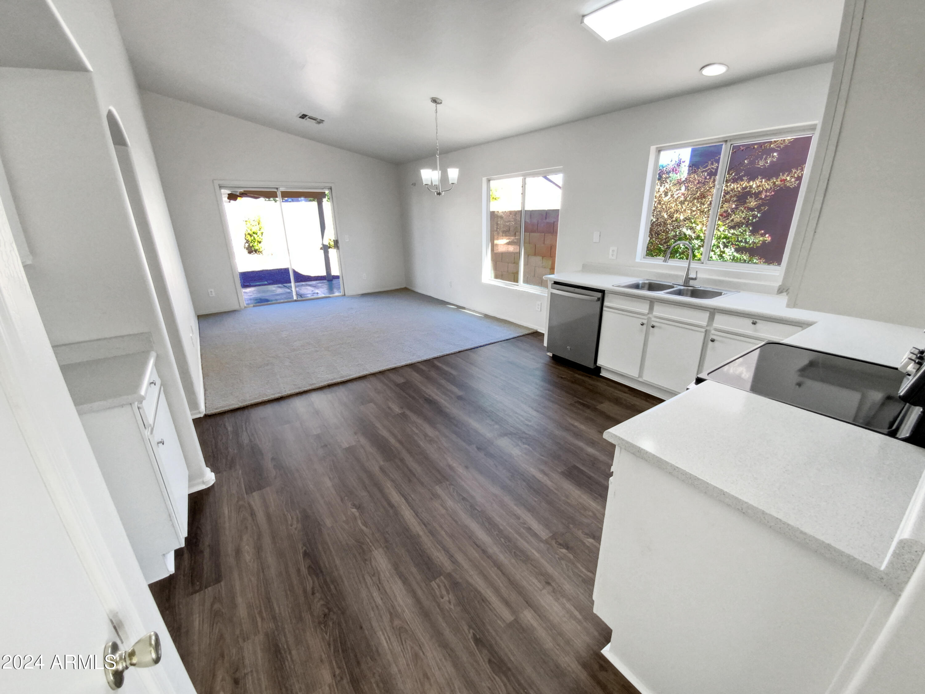 11924 W ROSEWOOD Drive