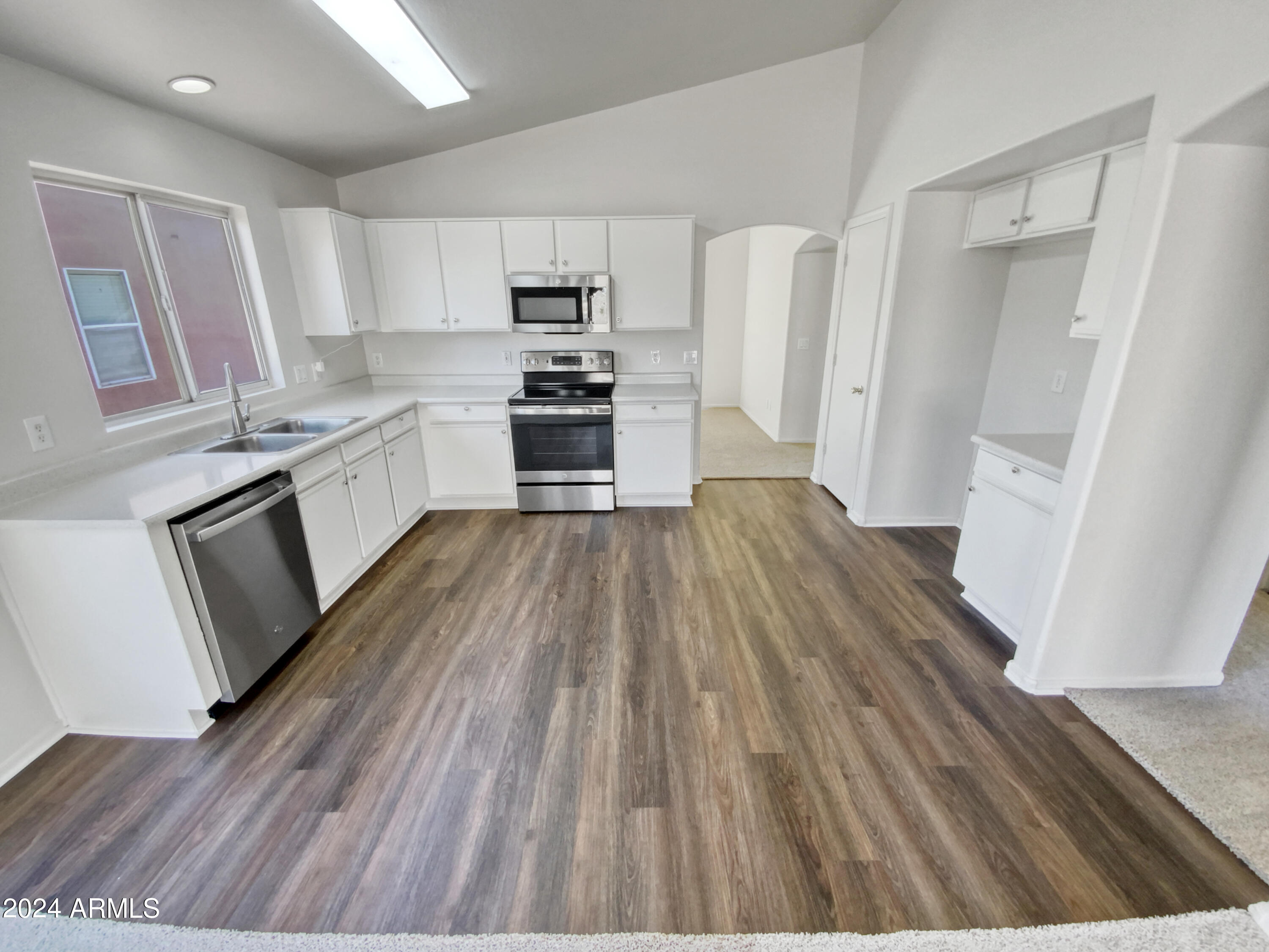 11924 W ROSEWOOD Drive