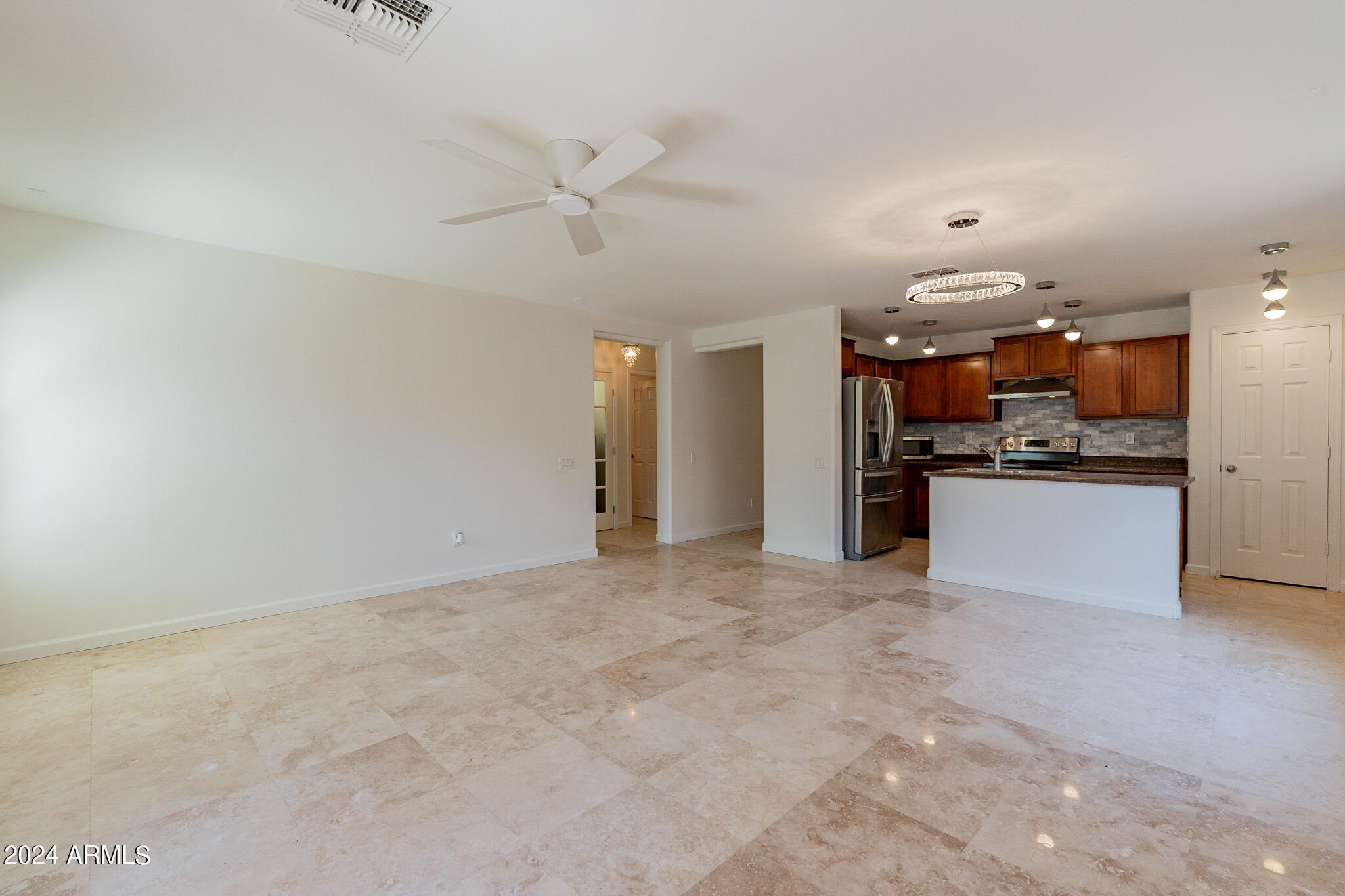 43289 W ELIZABETH Avenue