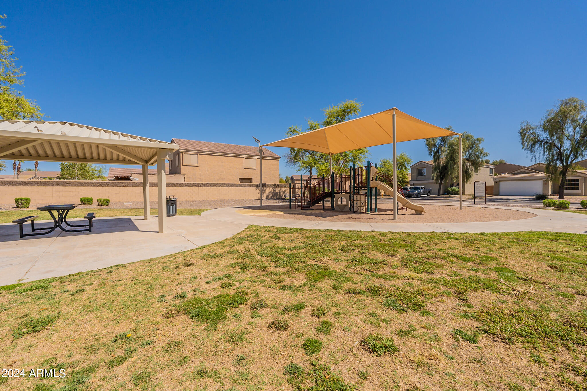 43289 W ELIZABETH Avenue