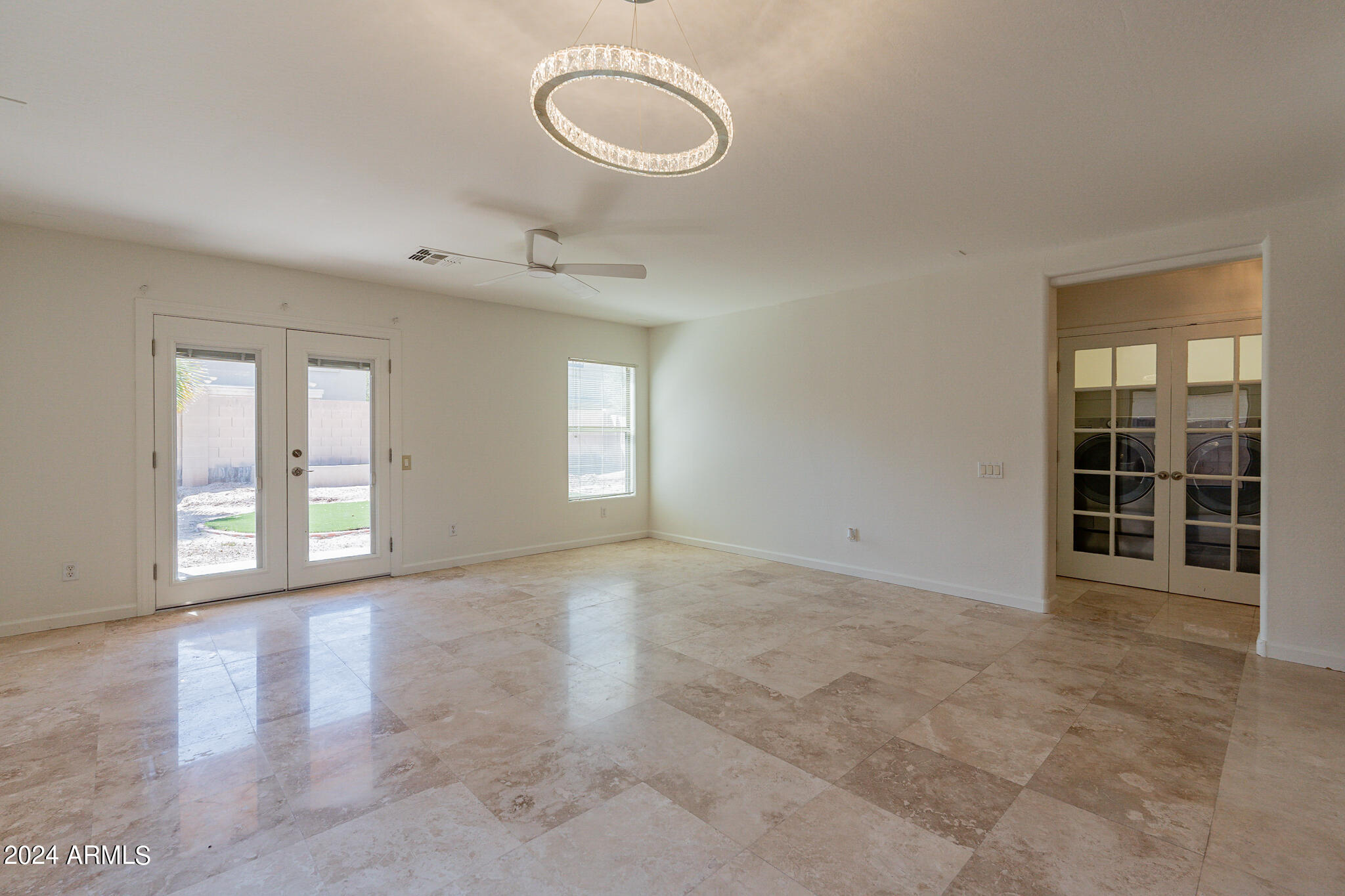 43289 W ELIZABETH Avenue