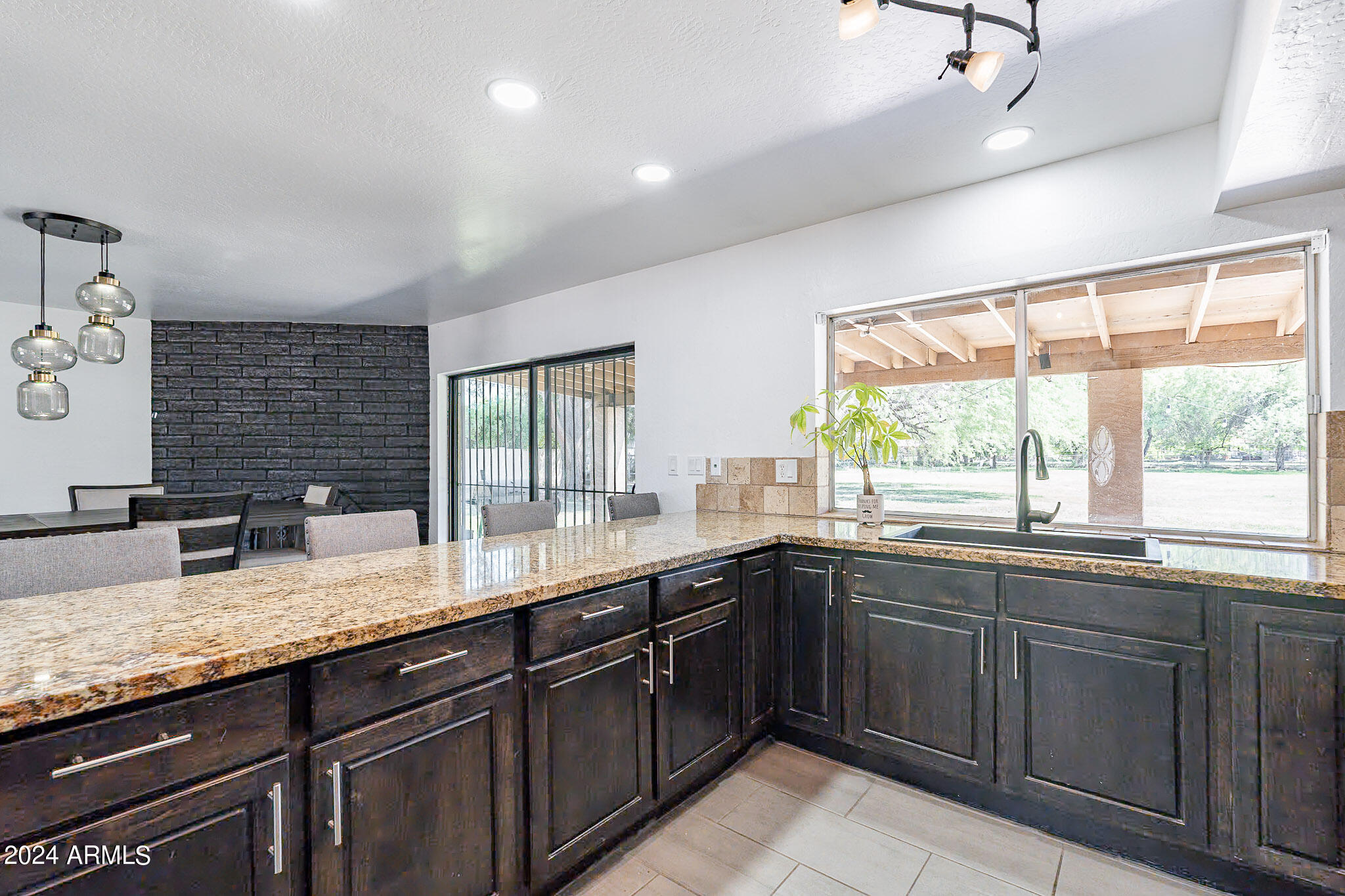 4819 W Dobbins Road
