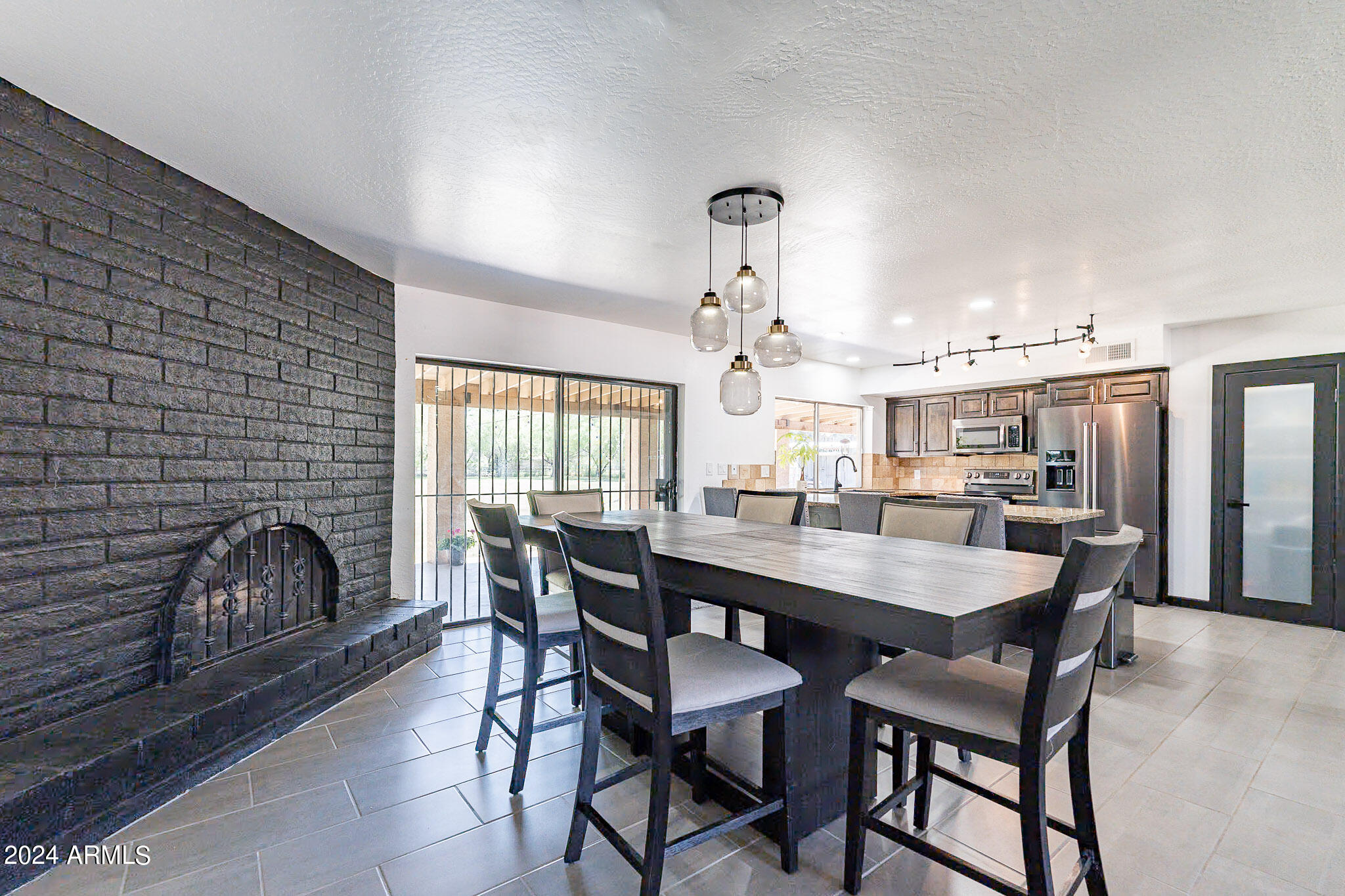 4819 W Dobbins Road