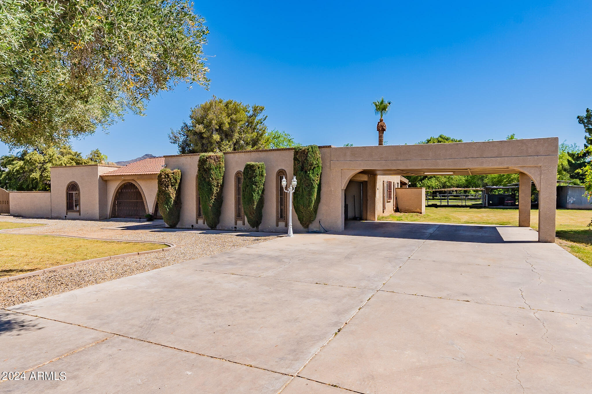 4819 W Dobbins Road