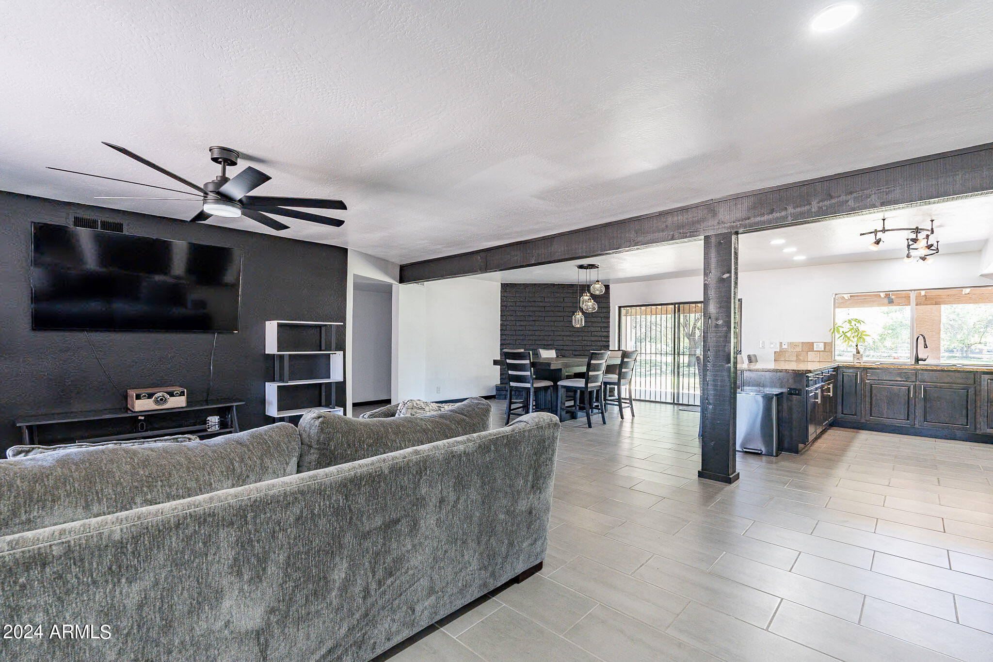 4819 W Dobbins Road