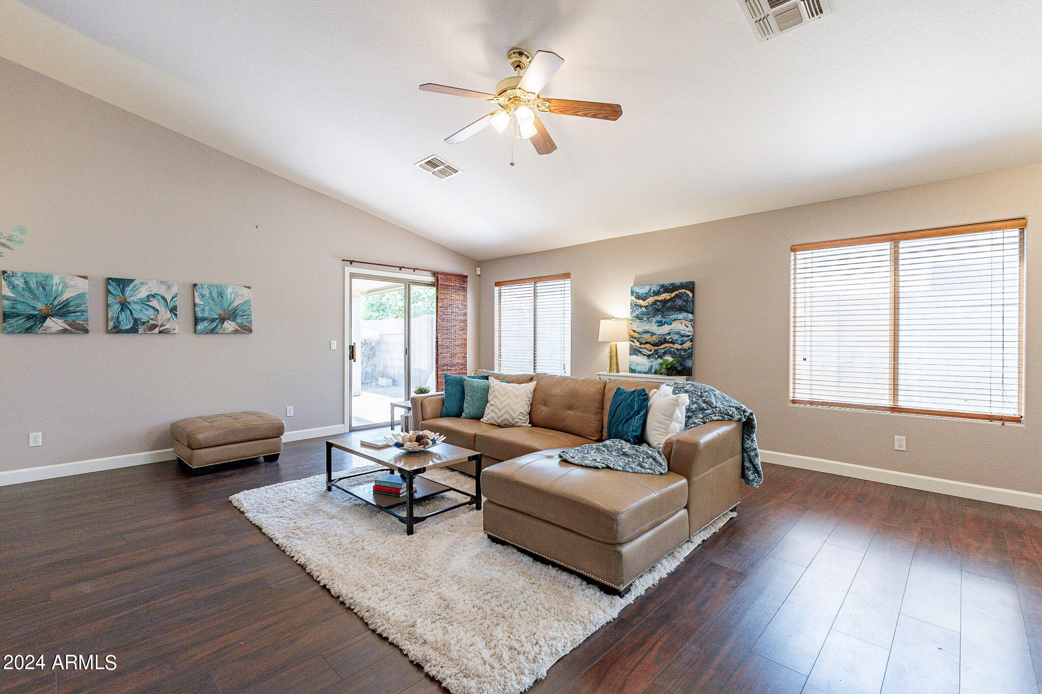 2623 E BEAUTIFUL Lane