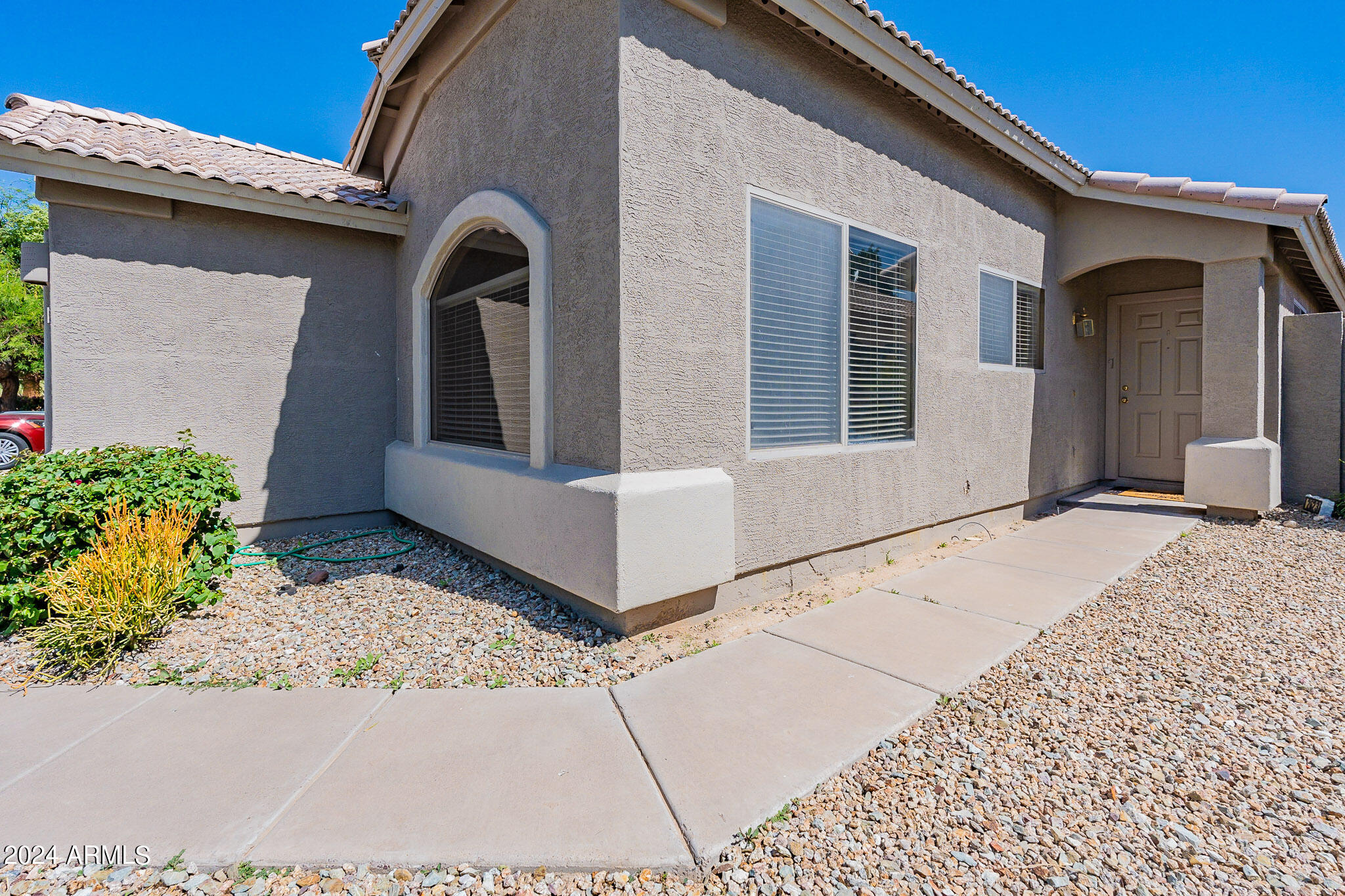 2623 E BEAUTIFUL Lane