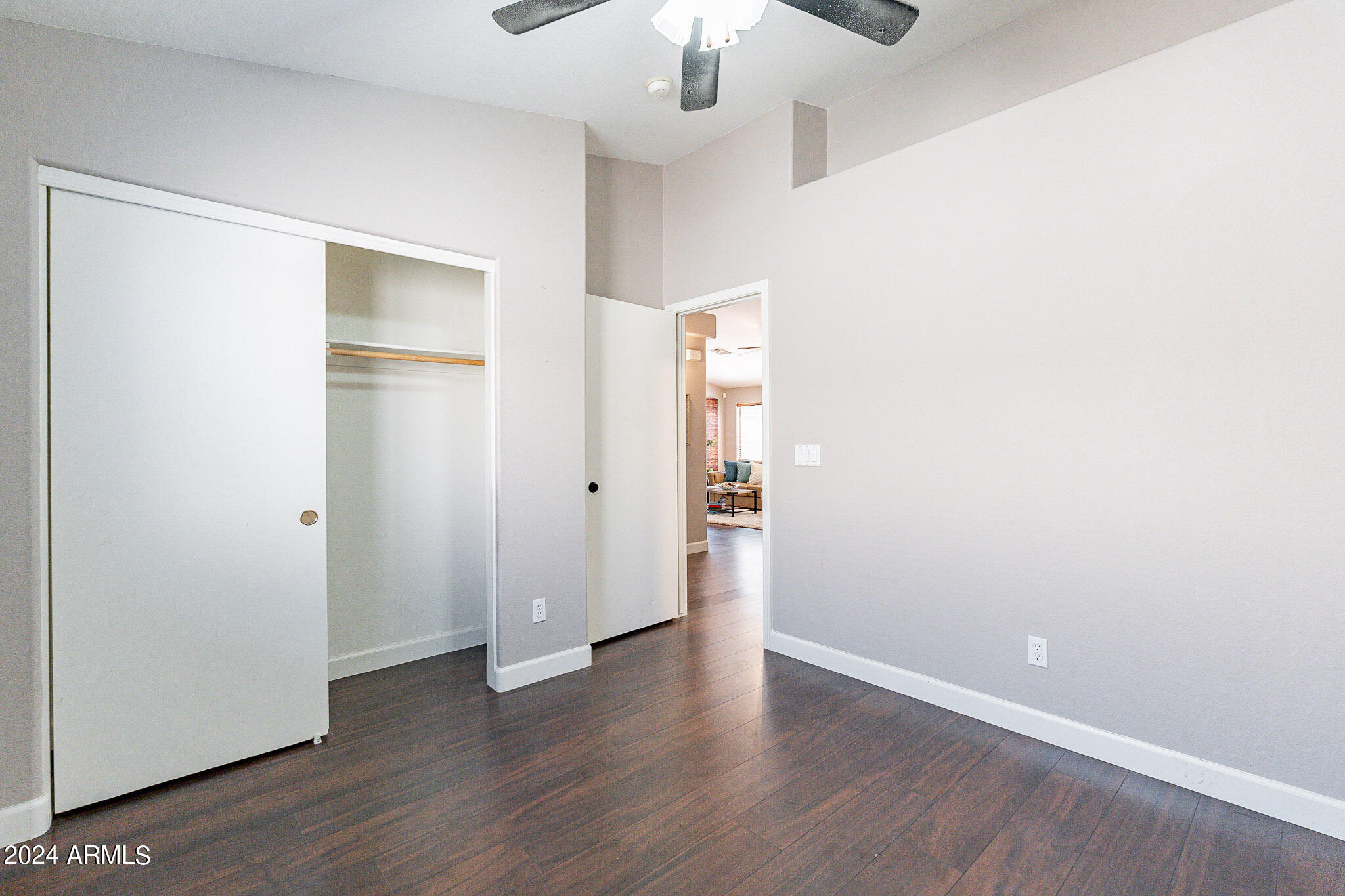 2623 E BEAUTIFUL Lane