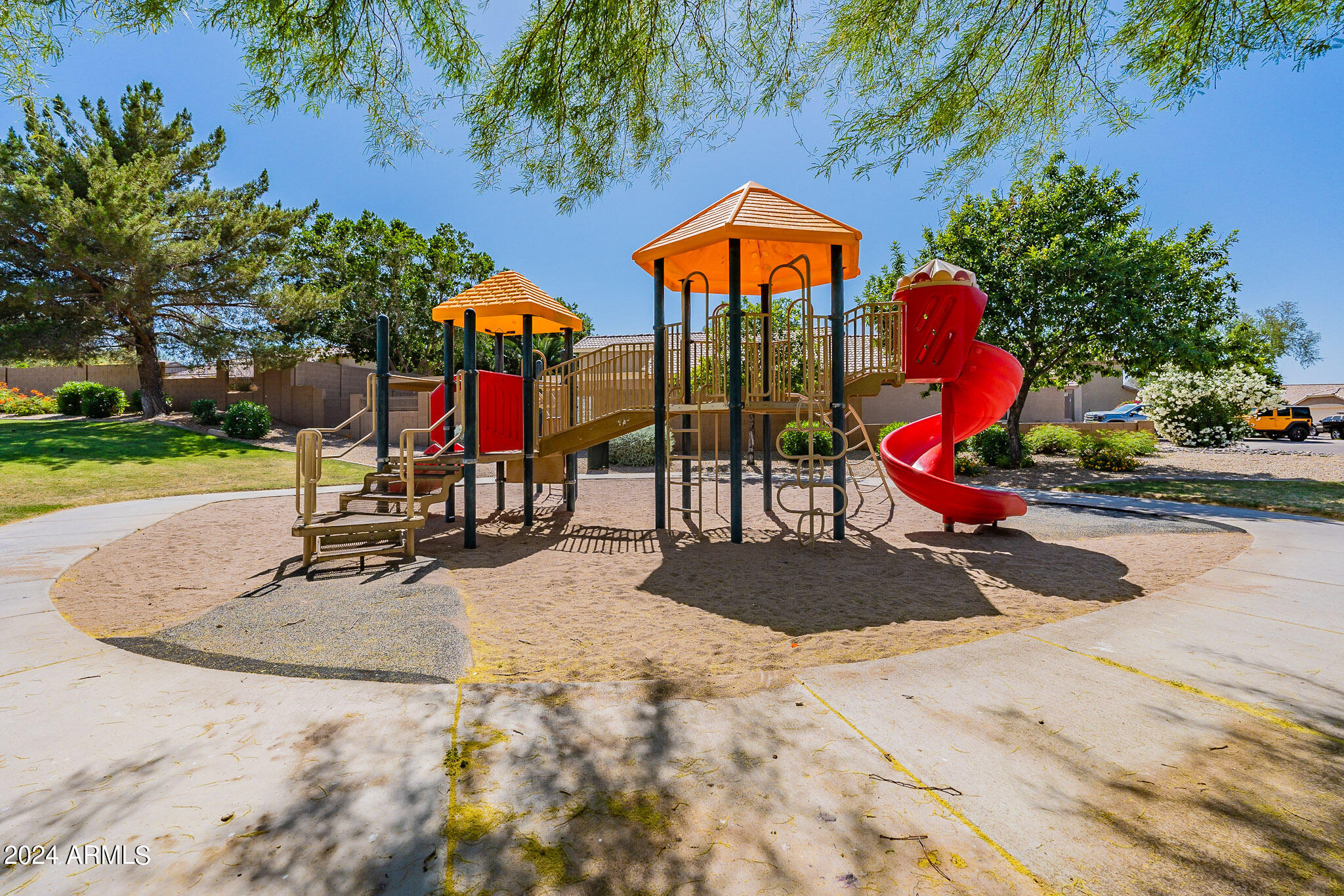 2623 E BEAUTIFUL Lane