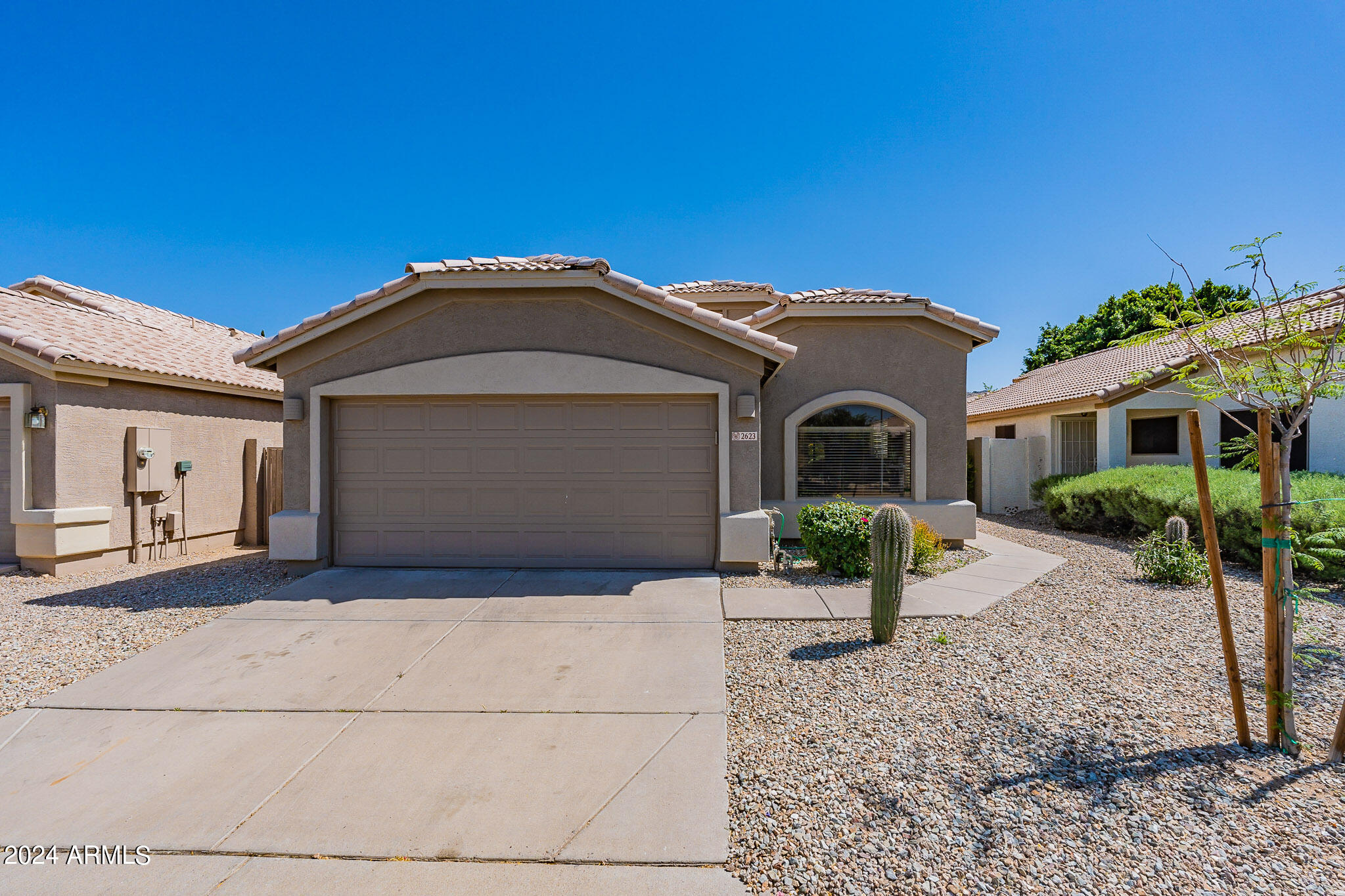 2623 E BEAUTIFUL Lane