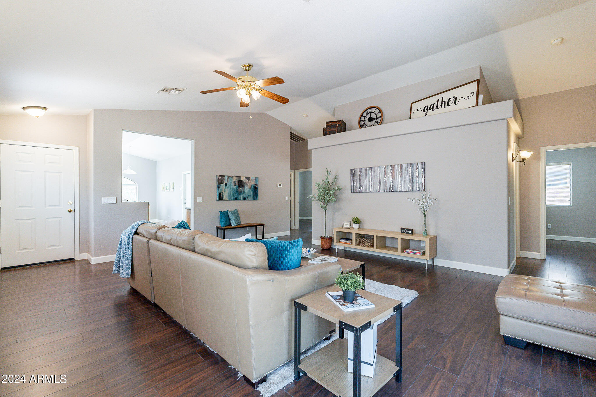 2623 E BEAUTIFUL Lane