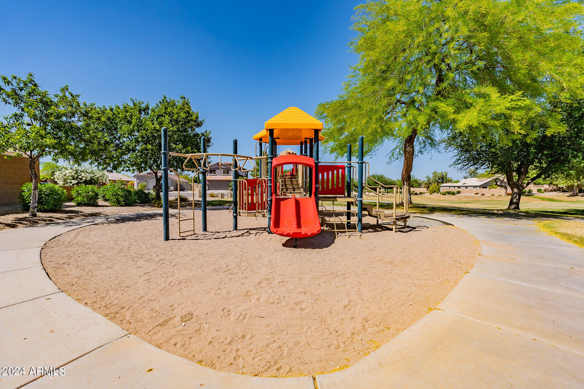 2623 E BEAUTIFUL Lane