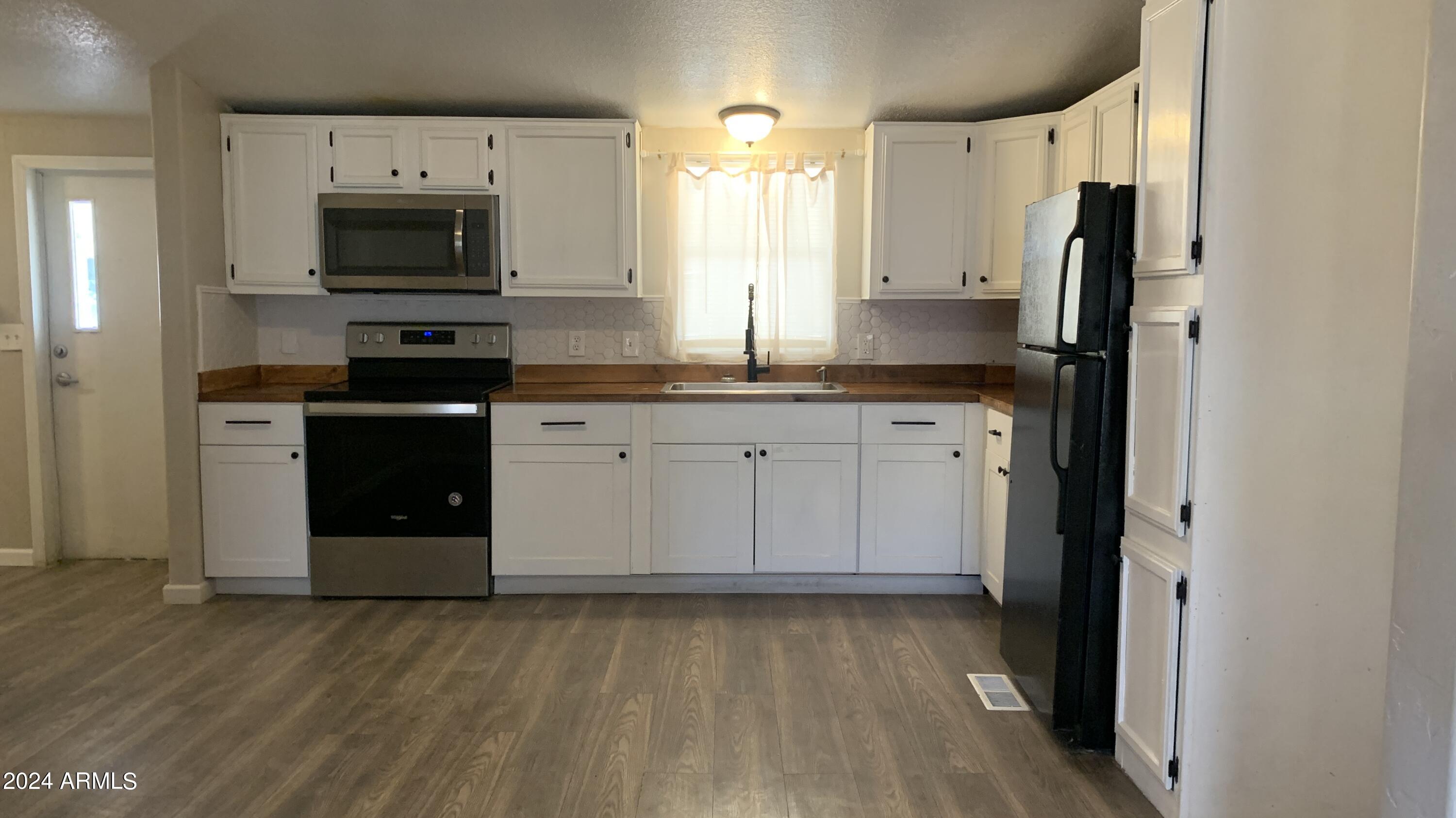 1955 E Grovers Avenue # 4