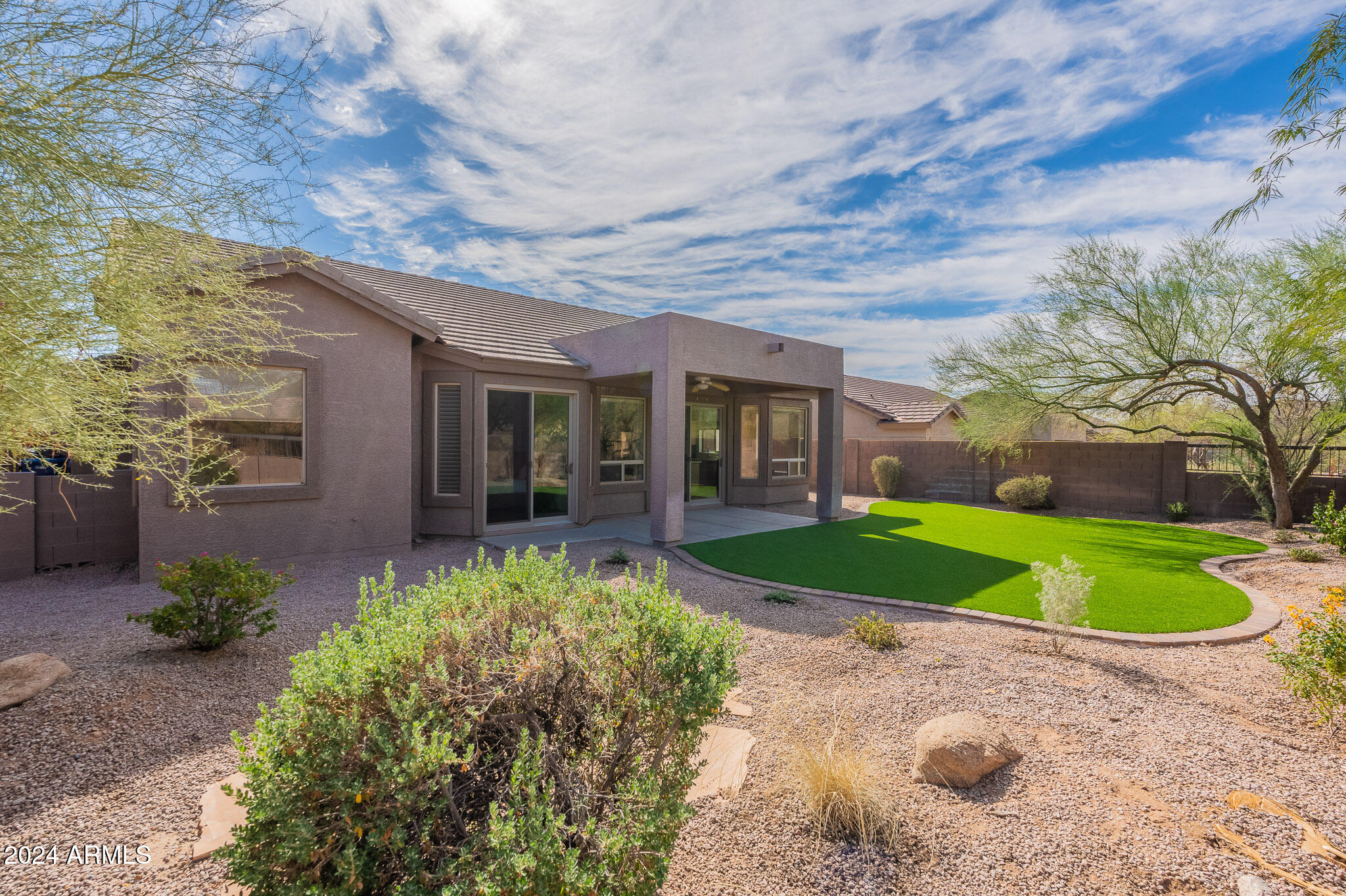 3464 N Stone Gully --