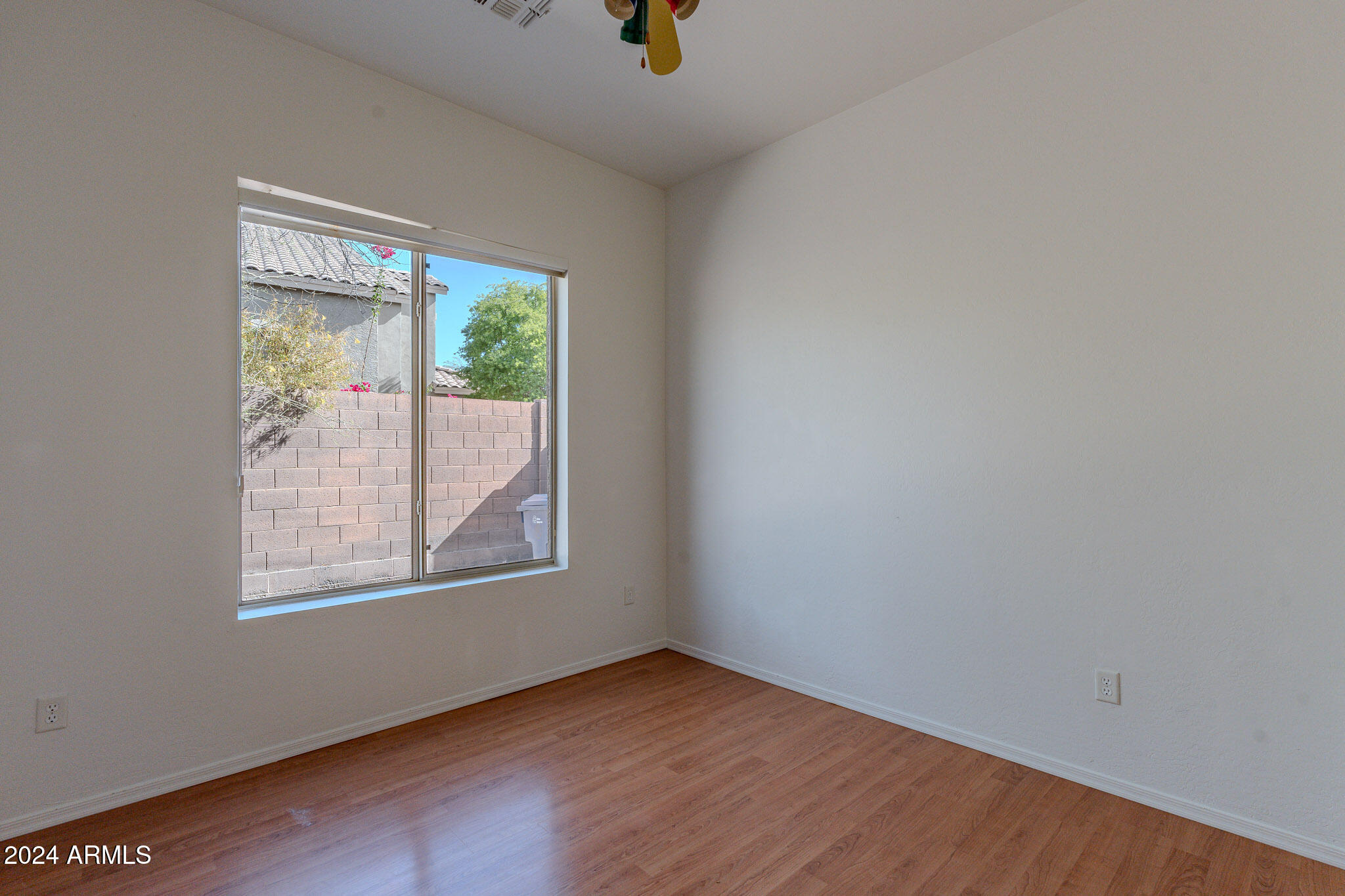 3464 N Stone Gully --