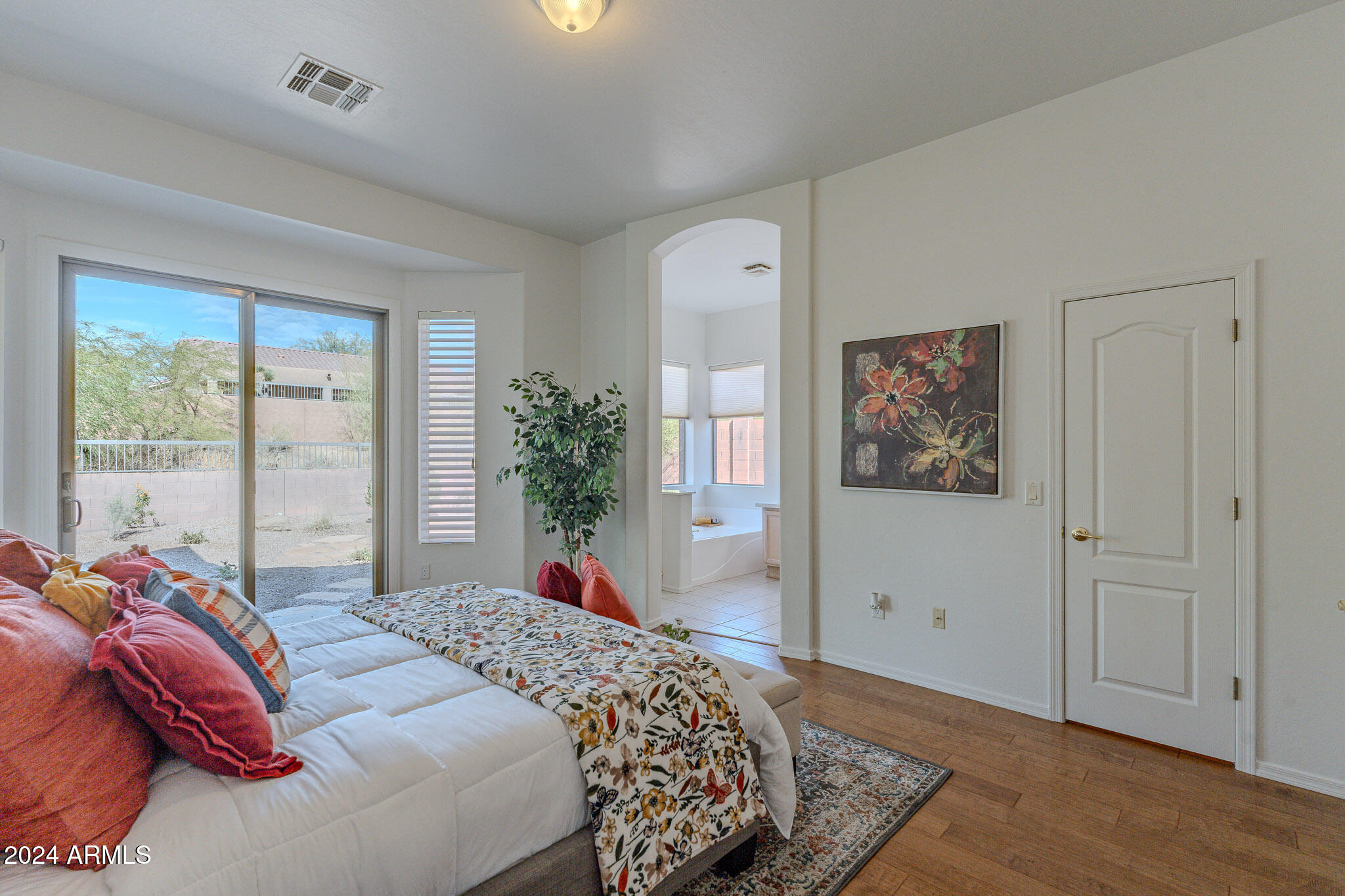 3464 N Stone Gully --