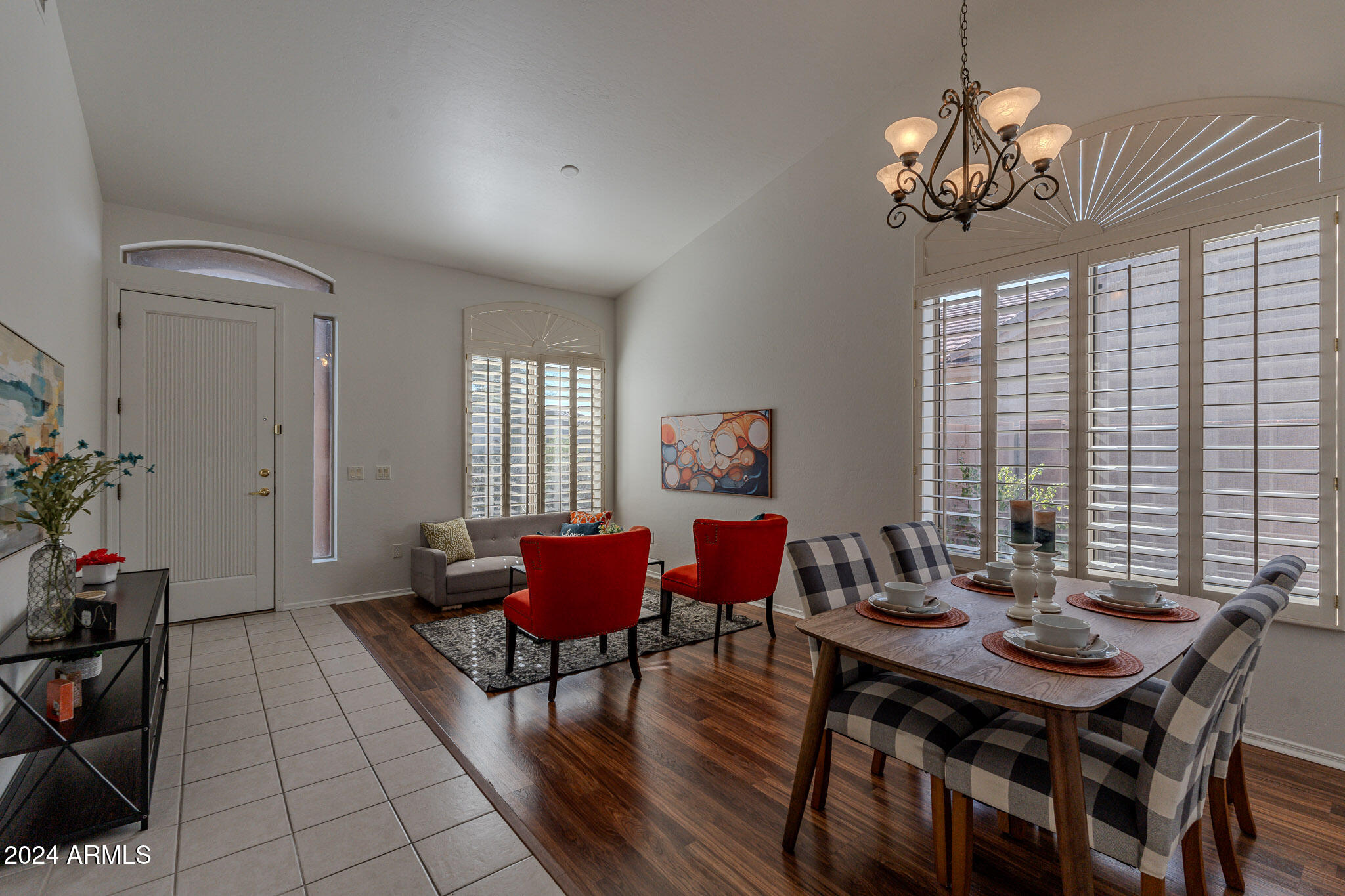 3464 N Stone Gully --