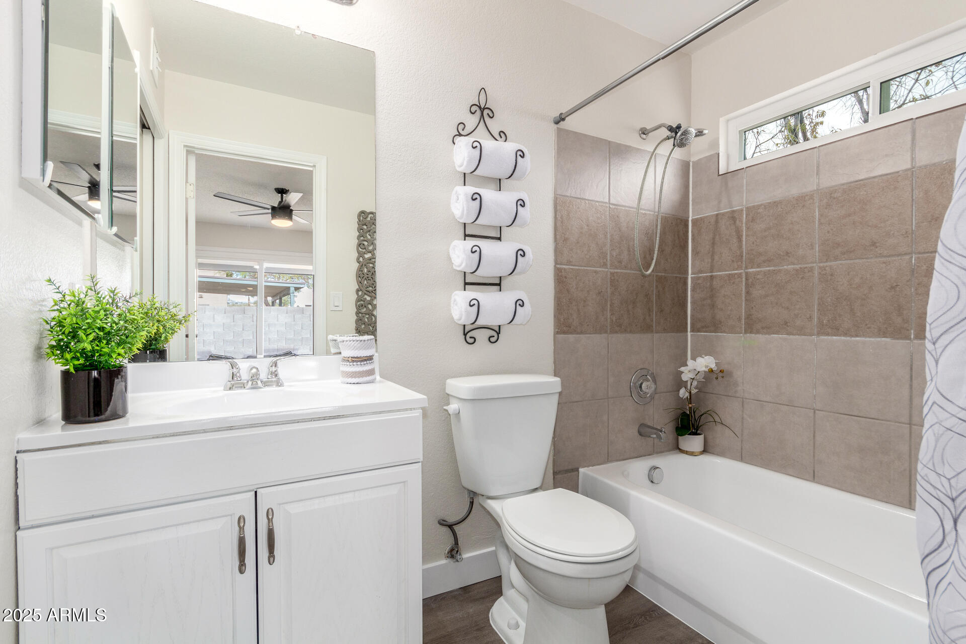 619 E Jensen Street # 55