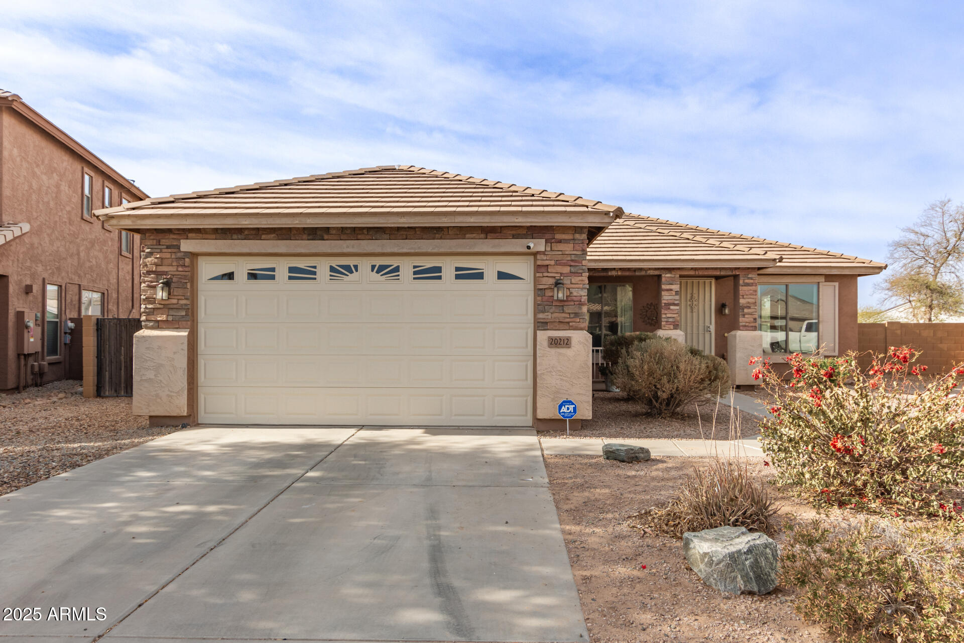 20212 N VALENCIA Drive