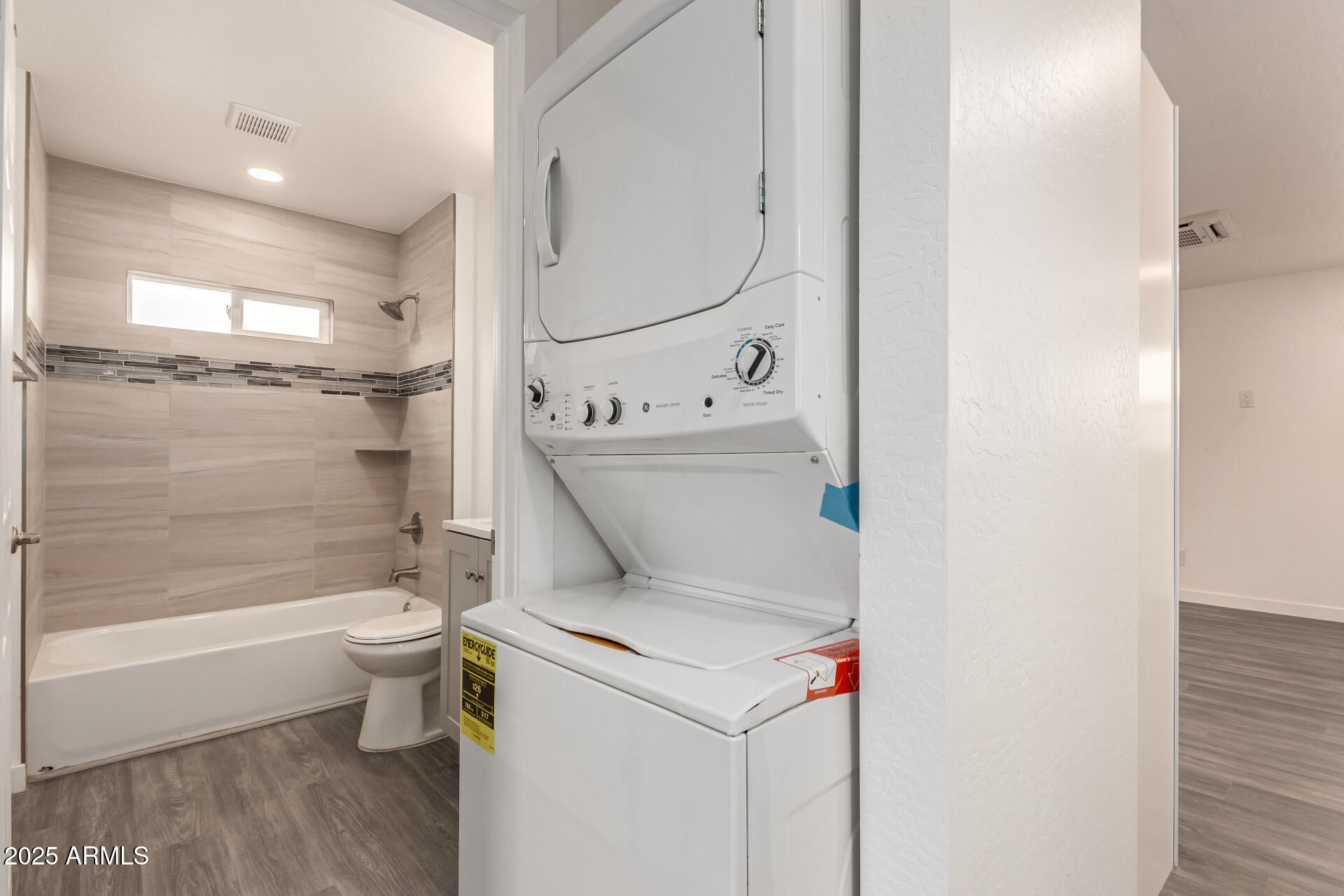 20212 N VALENCIA Drive