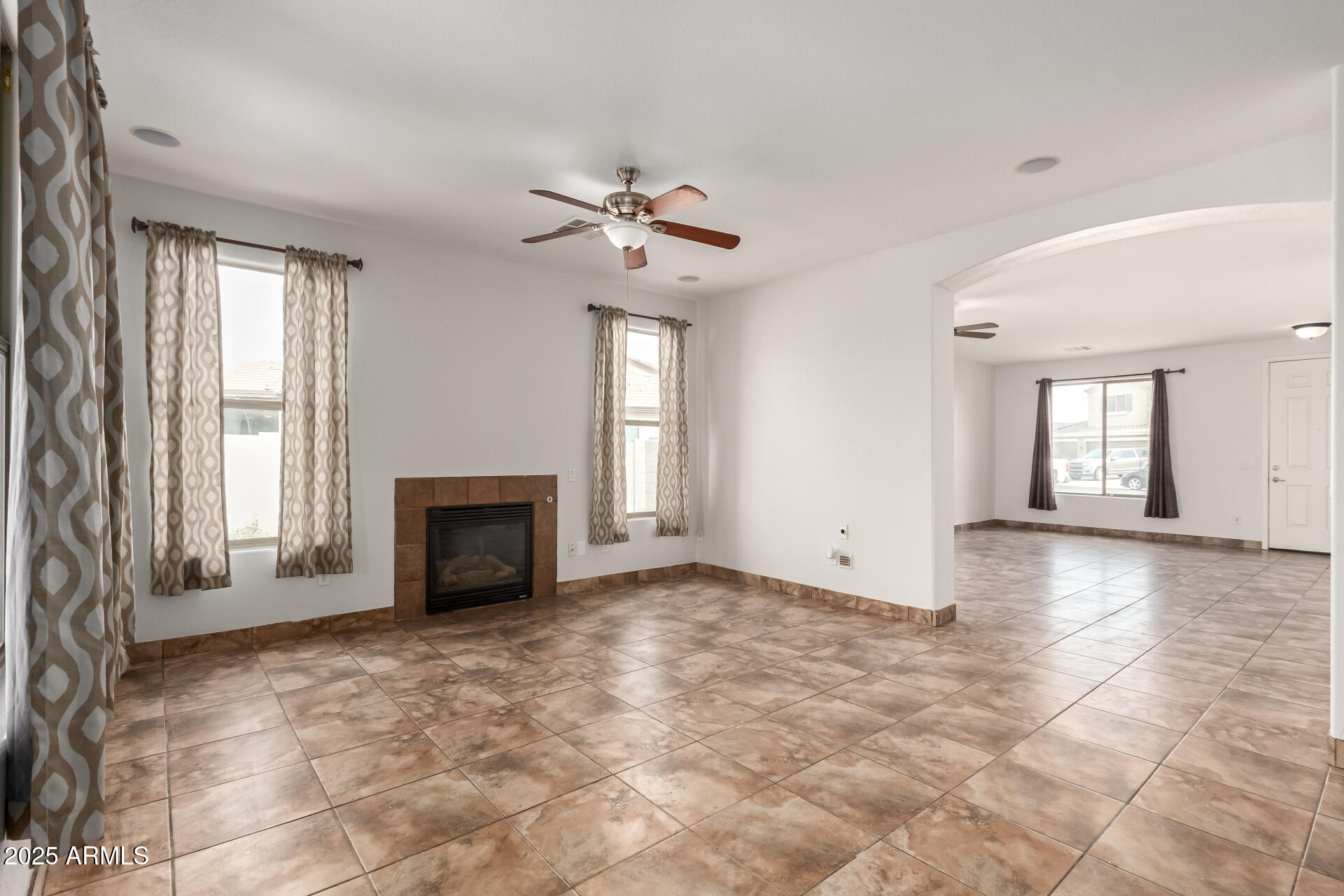 20212 N VALENCIA Drive