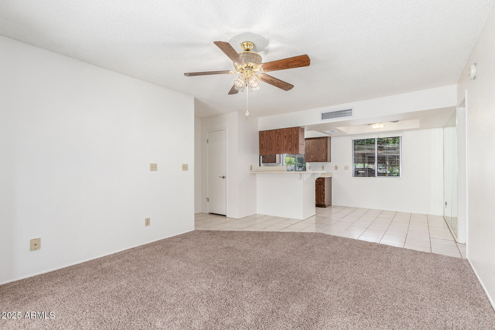 4554 E PARADISE VILLAGE Parkway N, 115