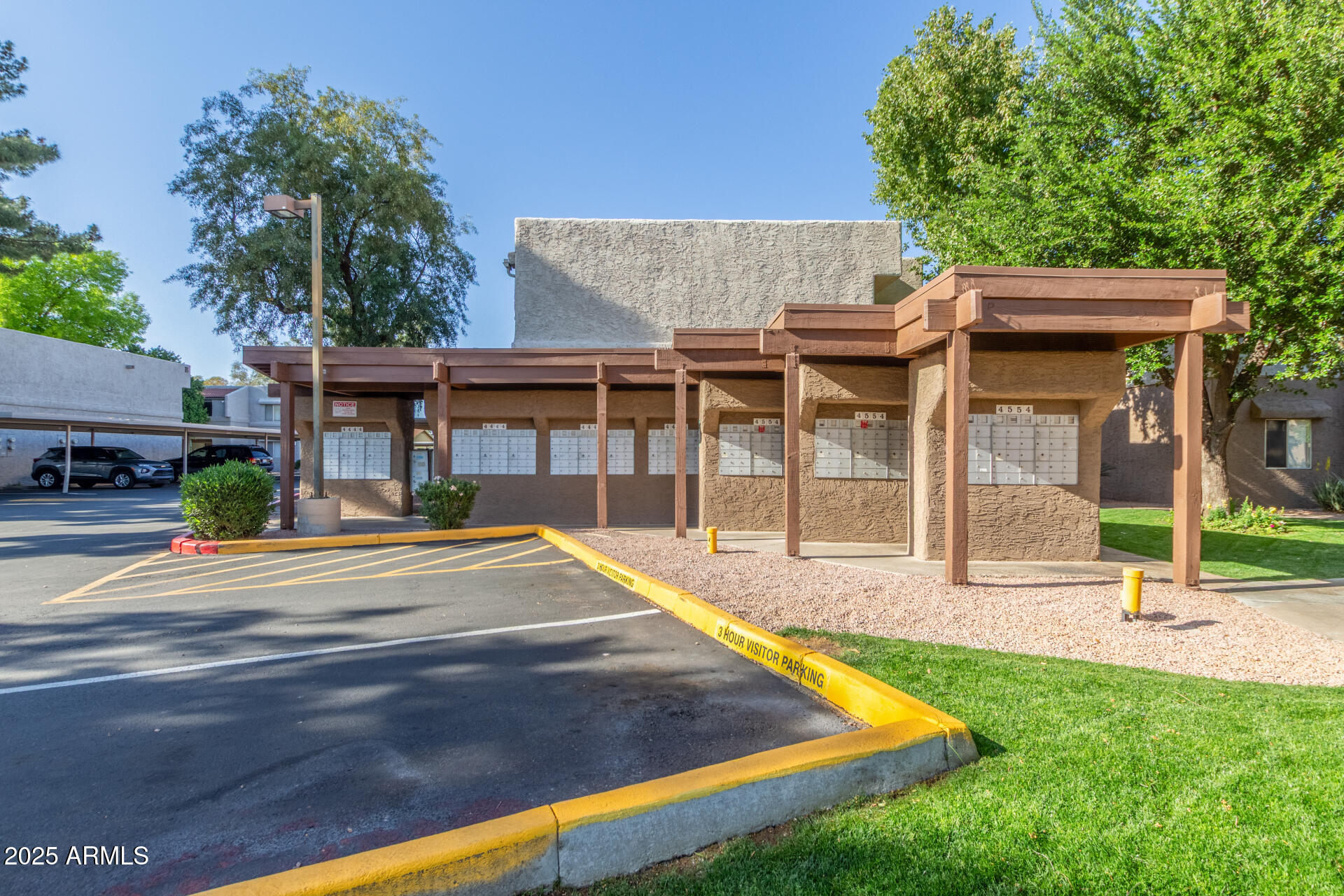 4554 E PARADISE VILLAGE Parkway N, 115