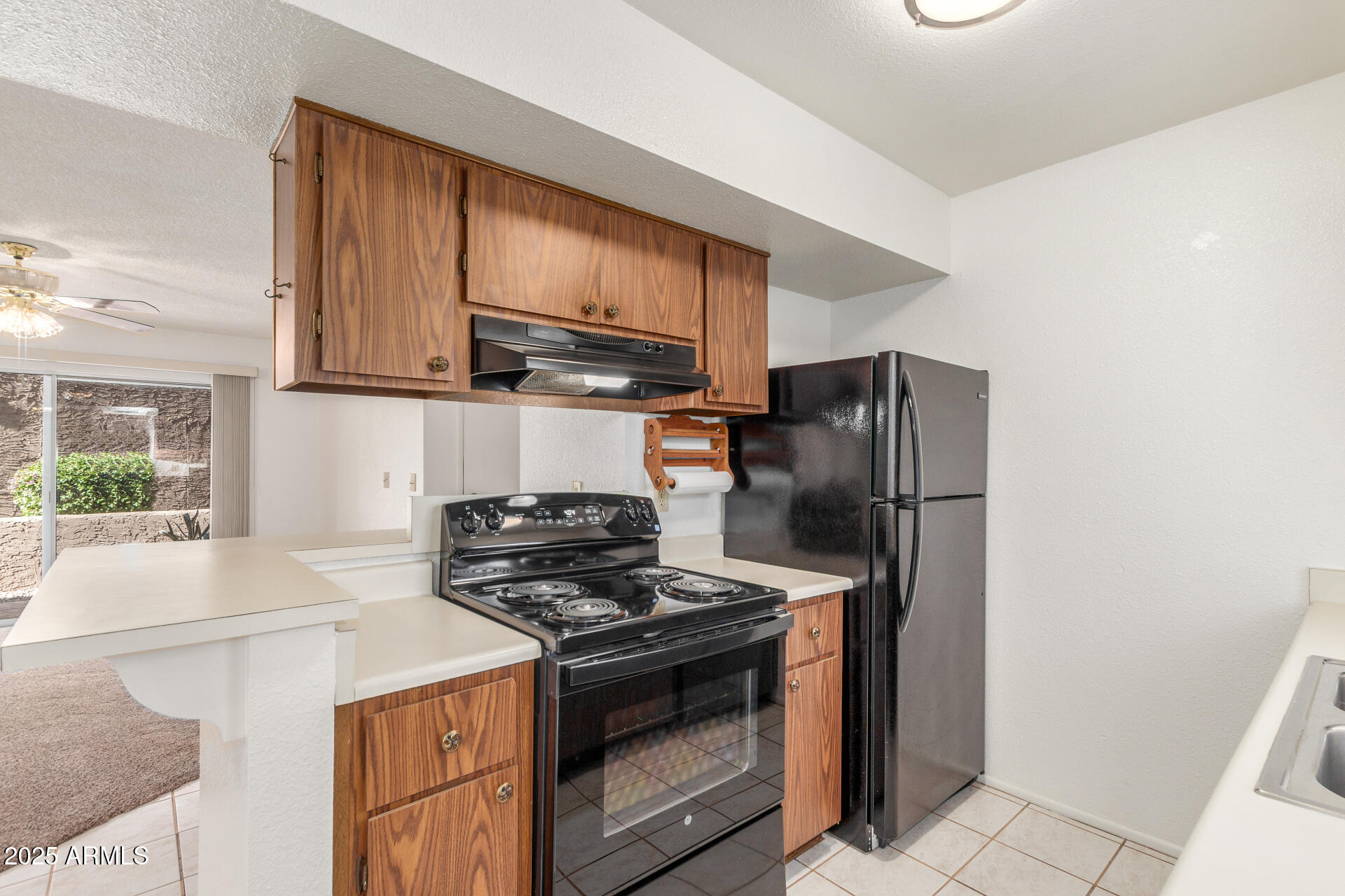 4554 E PARADISE VILLAGE Parkway N, 115